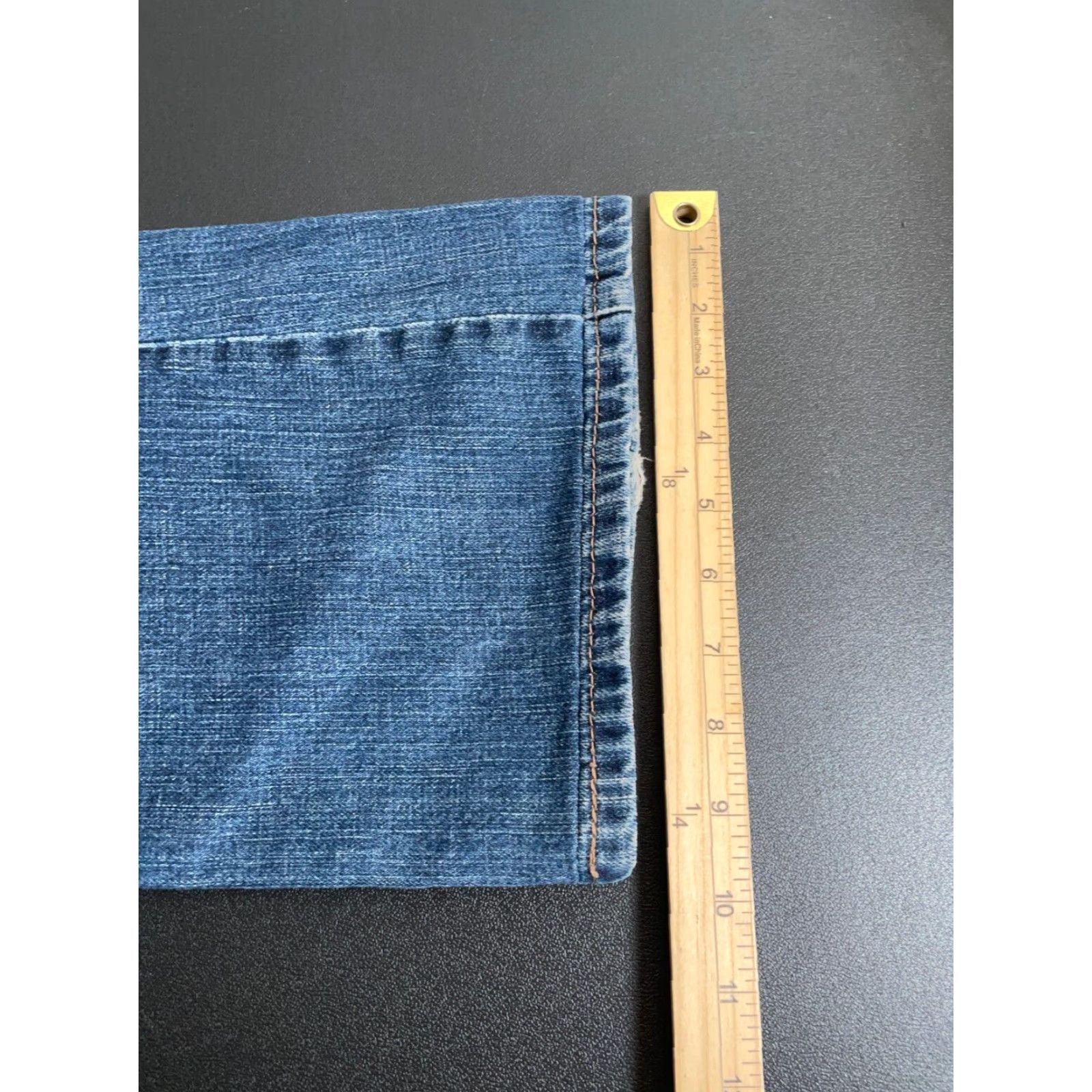 Levi's VINTAGE Levi's Jeans Bootcut 527 36 x 31 Men's Denim Blue Paint Marks 5-Pocket Retro Grunge Mens Size 36 Regular Inseam 31 Size US 36 / EU 52 - 7 Thumbnail
