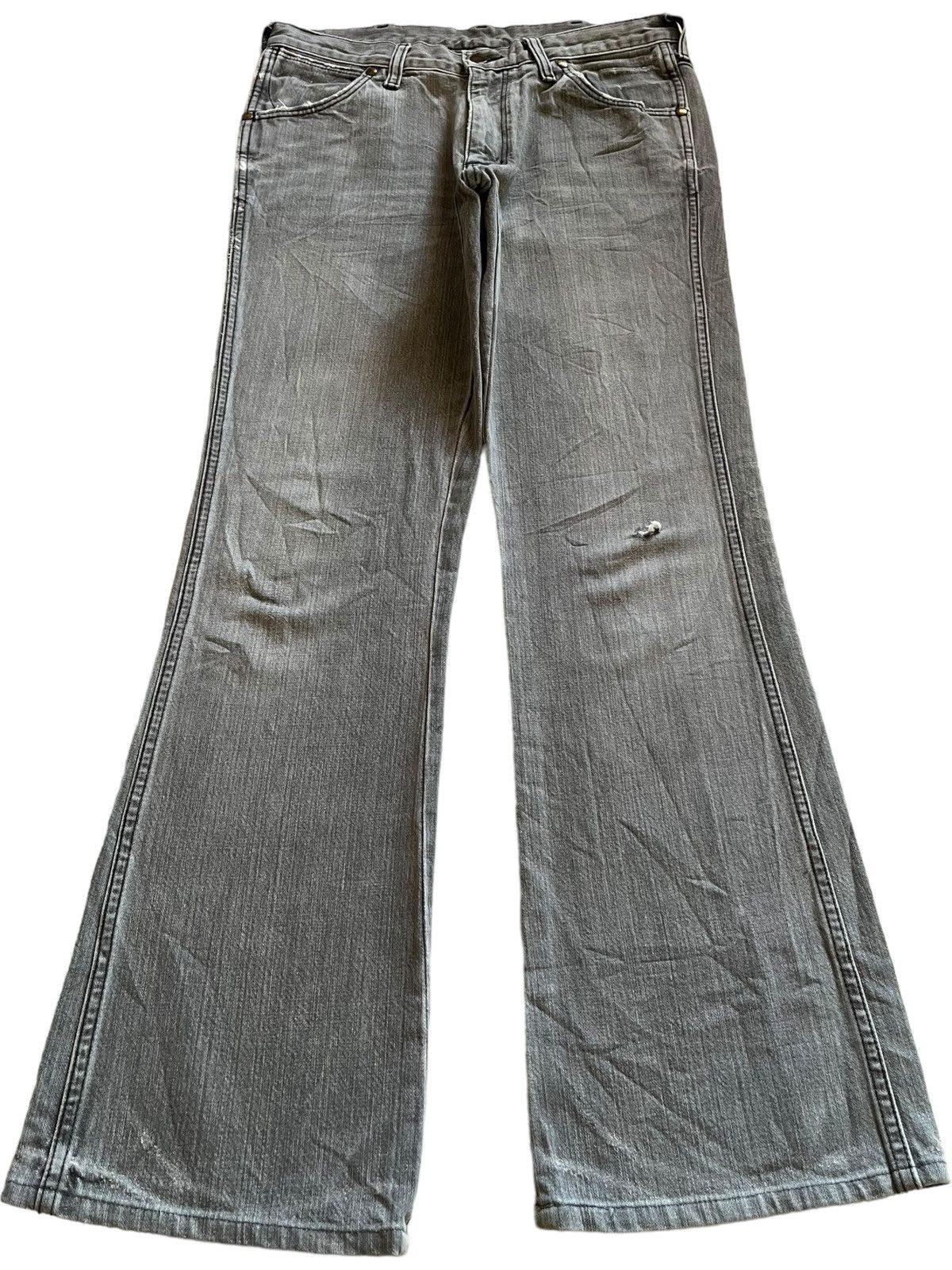 Wrangler SALES🔥Vintage Wrangler Flared Faded Wash Distressed Jeans Size US 31 - 1 Thumbnail