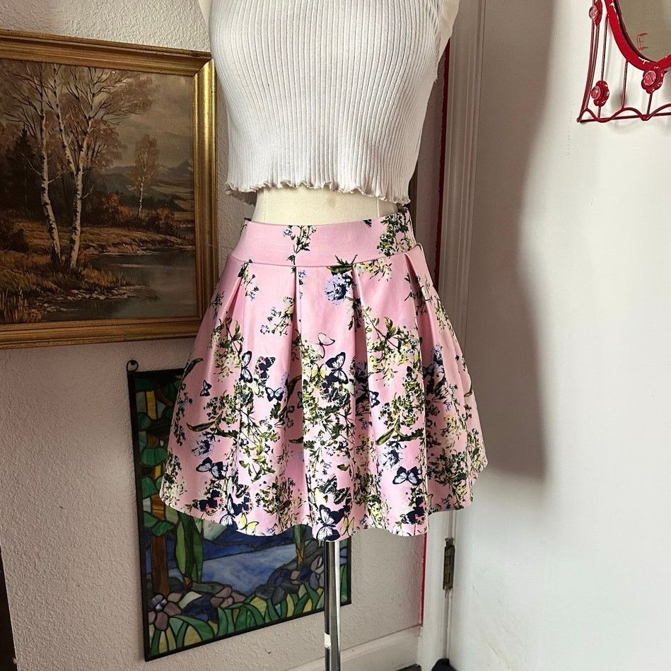 Other no brand pink butterfly high waisted skirt Size 26" / US 2 / IT 38 - 1 Thumbnail