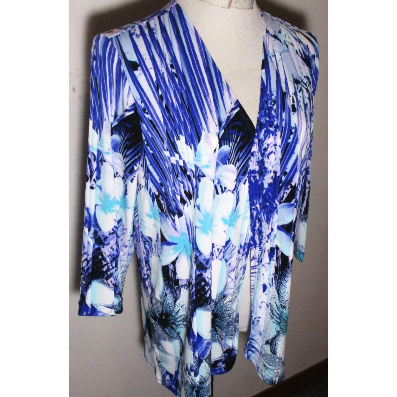 Vintage EASYWEAR by Chico's Blue 3/4 Sleeve Cardigan Wrap Sweater Size 1 Women Size XS / US 0-2 / IT 36-38 - 3 Thumbnail