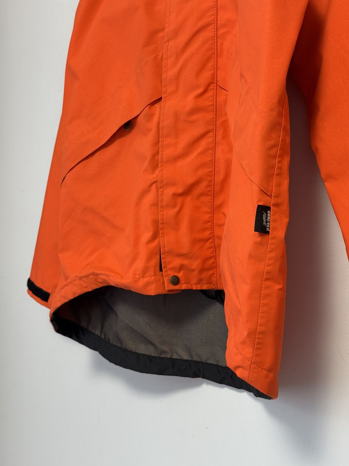 Berghaus Vintage Berghaus Gore-Tex Jacket Orange Mens Outdoor Size US S / EU 44-46 / 1 - 7 Thumbnail