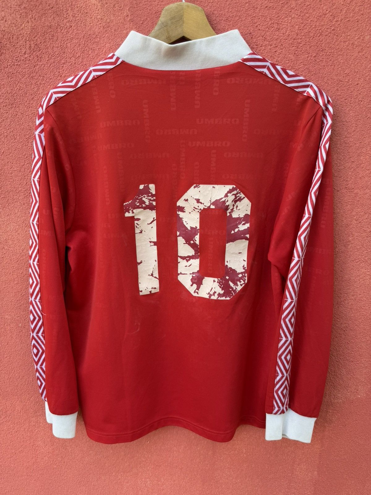 Umbro Valur FC x Number 10 Size US M / EU 48-50 / 2 - 8 Thumbnail