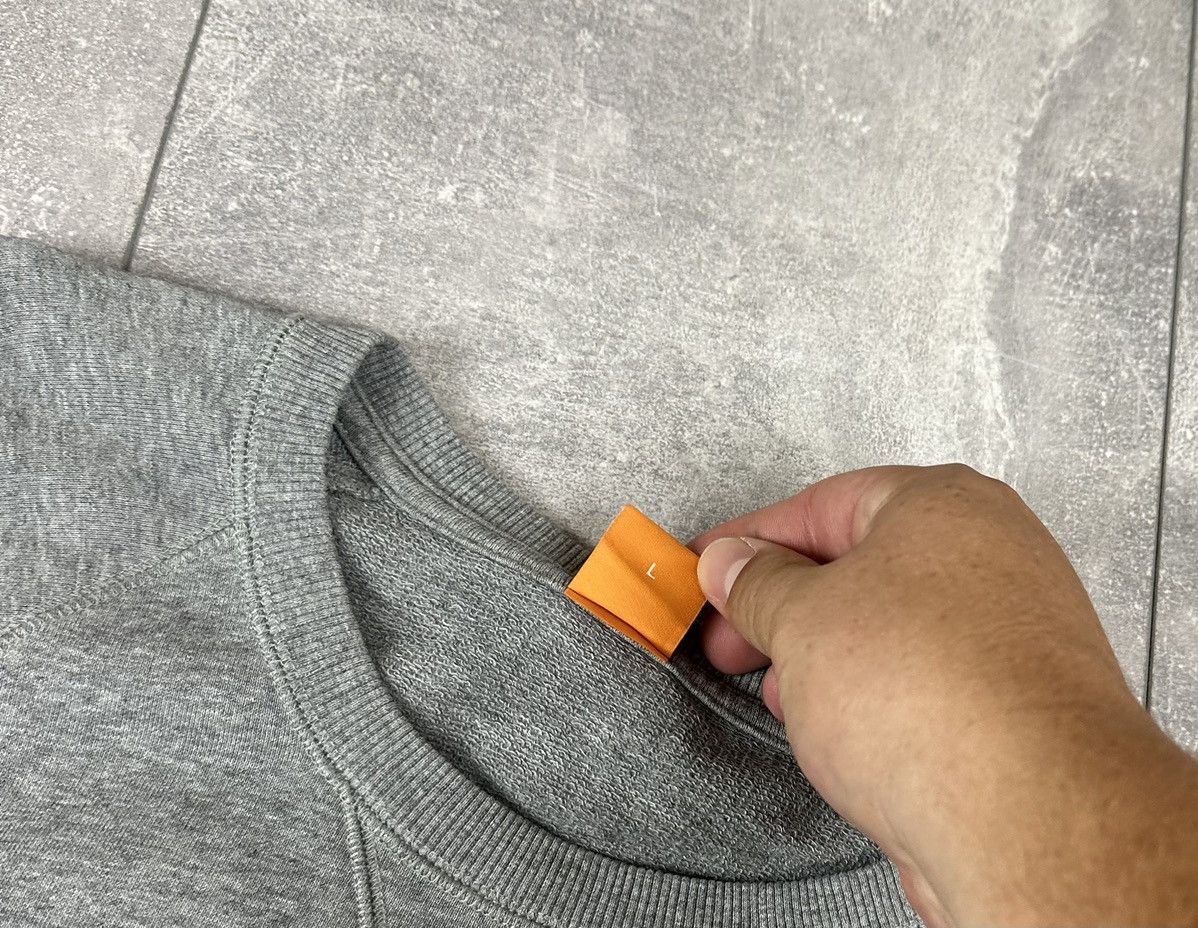 Hugo Boss Hugo Boss Mens Luxury Cenrt Logo Sweatshirt Size US L / EU 52-54 / 3 - 7 Thumbnail