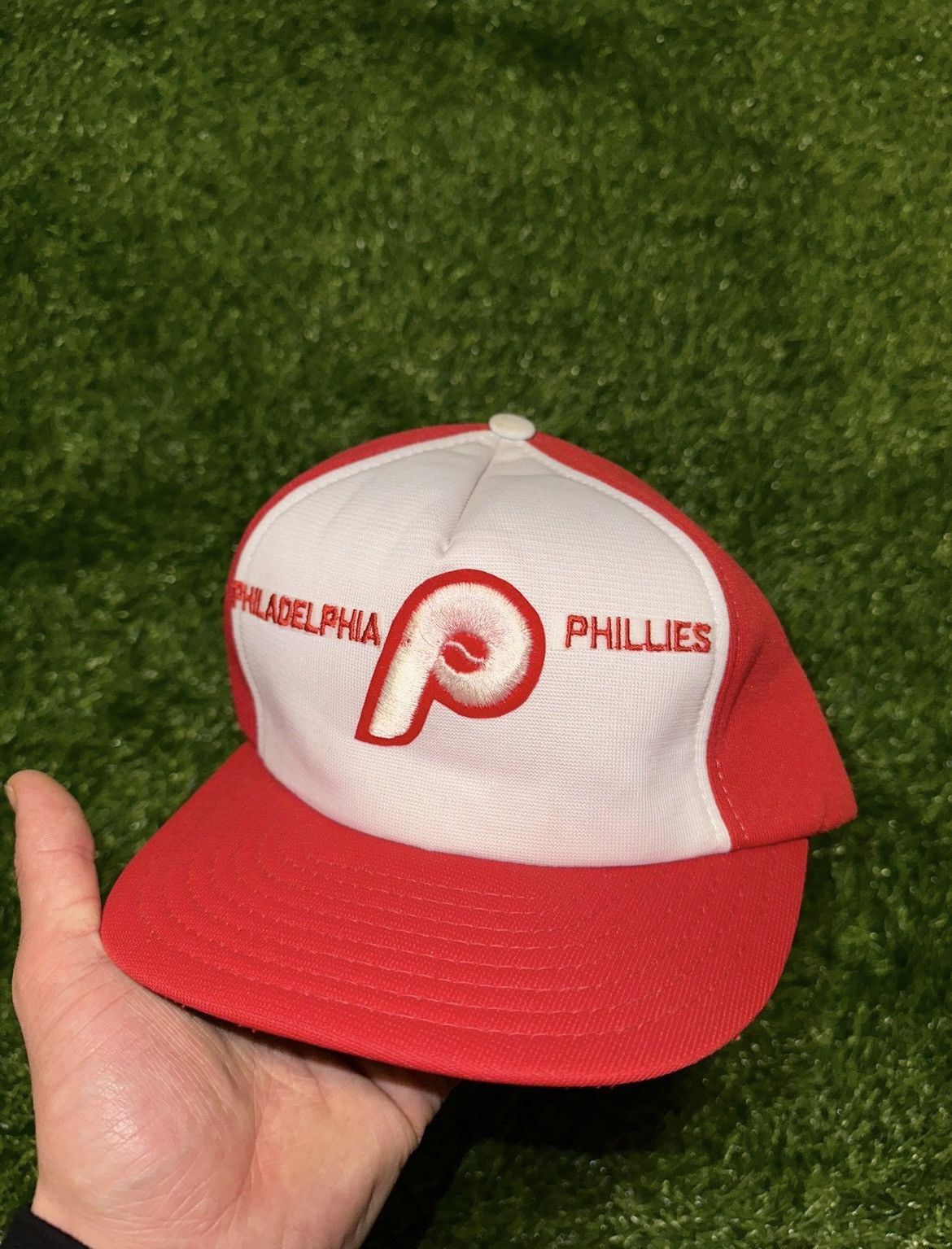 MLB × Vintage Vintage Mlb Philadelphia Phillies Adjustable Hat Size ONE SIZE - 1 Thumbnail