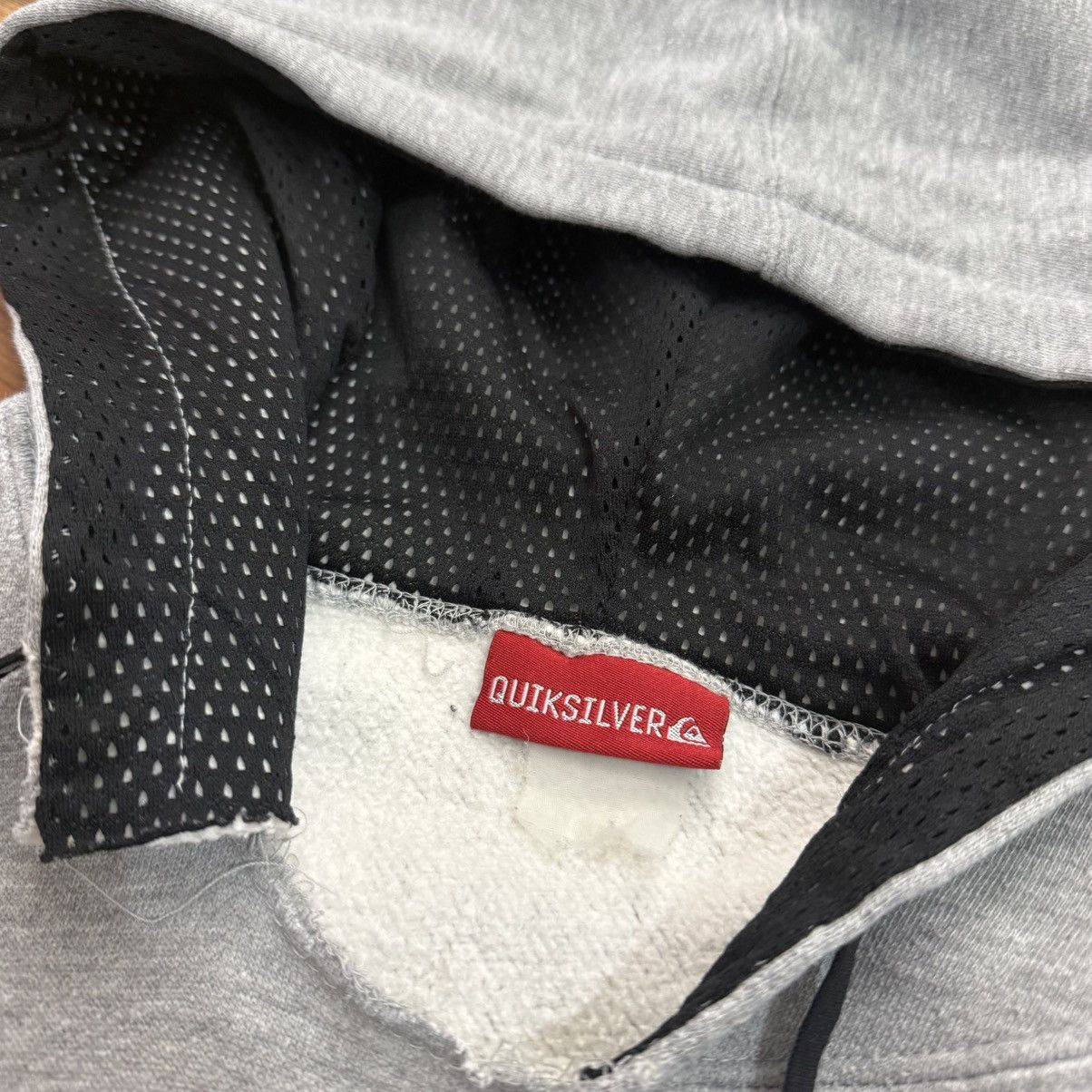 Quiksilver Vintage Quicksilver X70 Surf Grey Quad Hit Hoodie Sweatshirt Size US L / EU 52-54 / 3 - 8 Thumbnail