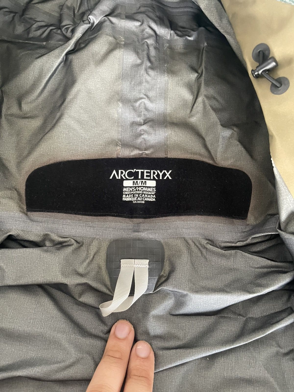 Arc'teryx Arcteryx LEAF Alpha LT Jacket Gen 1 Crocodile Medium Size US M / EU 48-50 / 2 - 8 Thumbnail