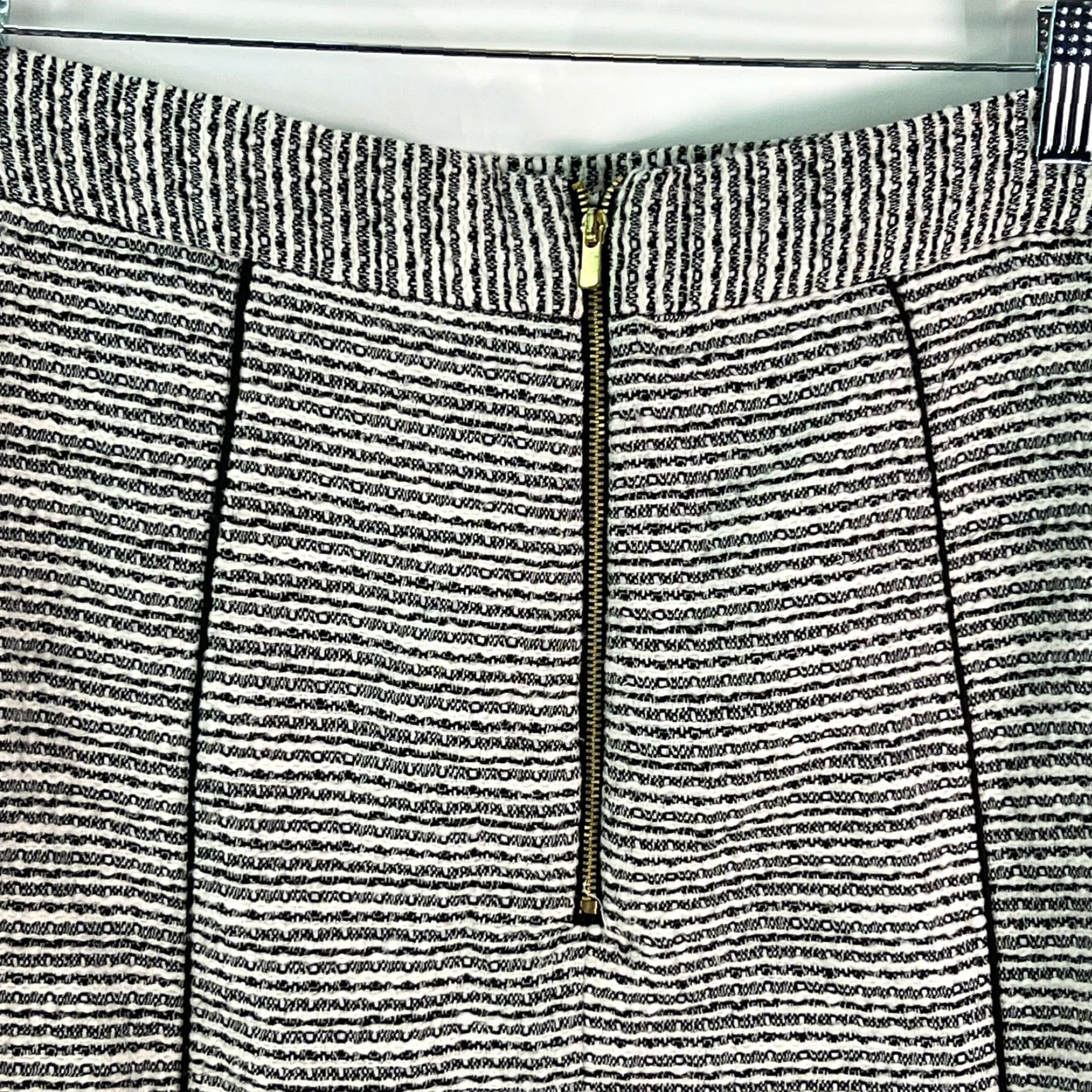 H&M H&M Womens Flat Front Back Zip Tweed Black Straight & Pencil Mini Skirt Size 12 Size 34" / US 12 / IT 48 - 4 Thumbnail