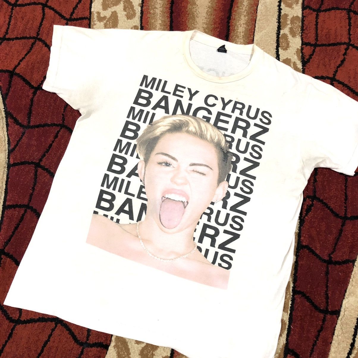 Band Tees Vintage 2014 Miley Cyrus Bangerz Tour T Shirt Size US L / EU 52-54 / 3 - 1 Thumbnail