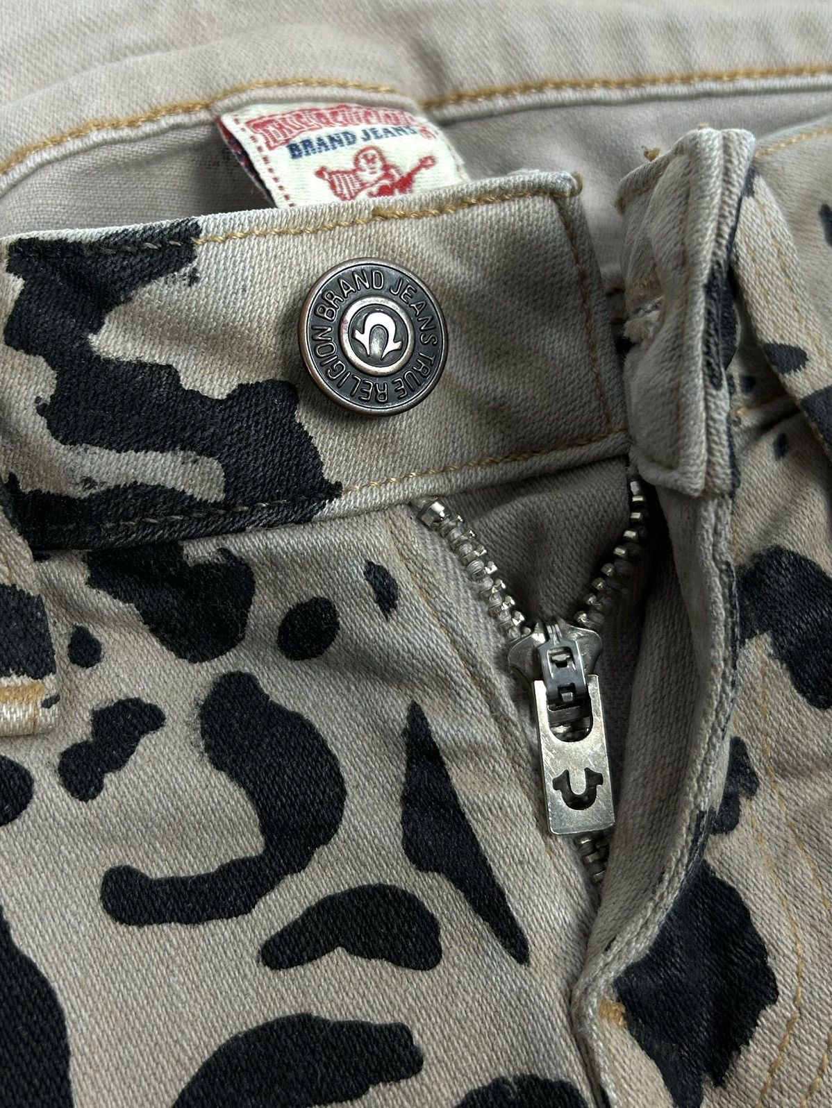 True Religion rare True Religion Leopard Jeans Skinny Made In USA Y2K Size 25" / US 0 / IT 36 - 17 Thumbnail