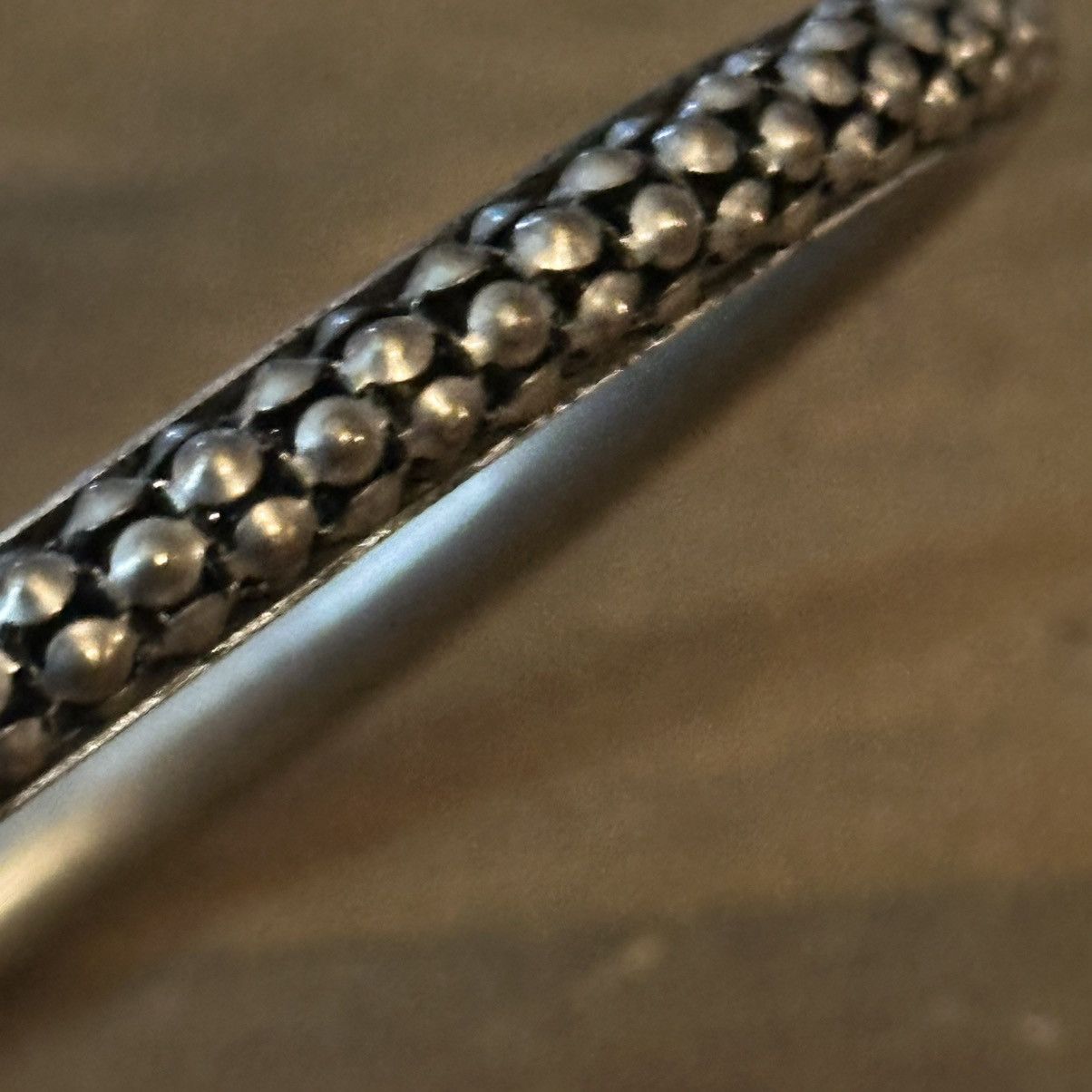Vintage Vintage studded bangle bracelet Size ONE SIZE - 3 Thumbnail