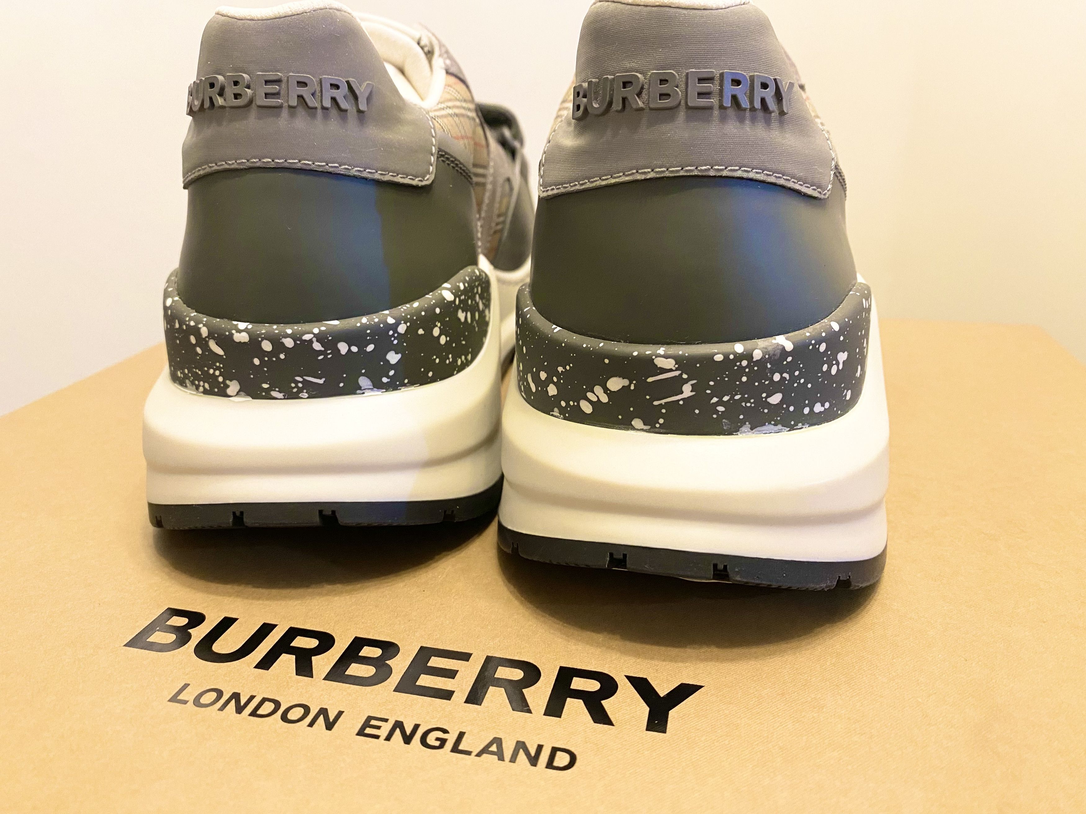 Burberry Ramsey Size US 12 / IT 42 - 6 Thumbnail
