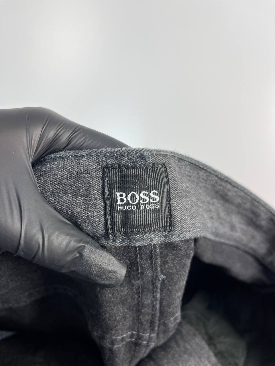 Hugo Boss HUGO BOSS MONTANA Jeans Dark Grey Size W33 L34 Size US 33 - 4 Thumbnail