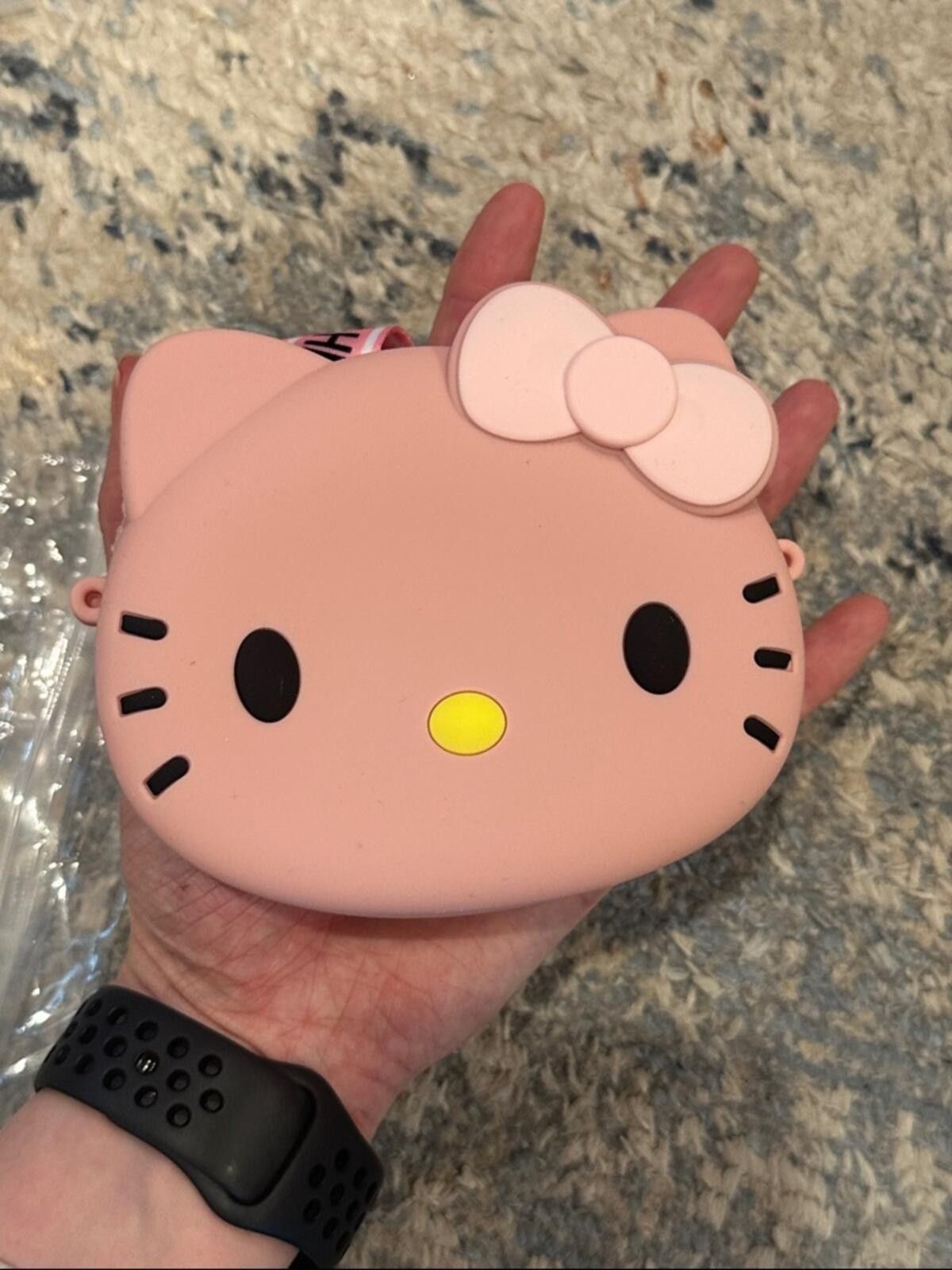 Other NWT hello Kitty Bag with Adjustable Shoulder Strap Size ONE SIZE - 6 Thumbnail
