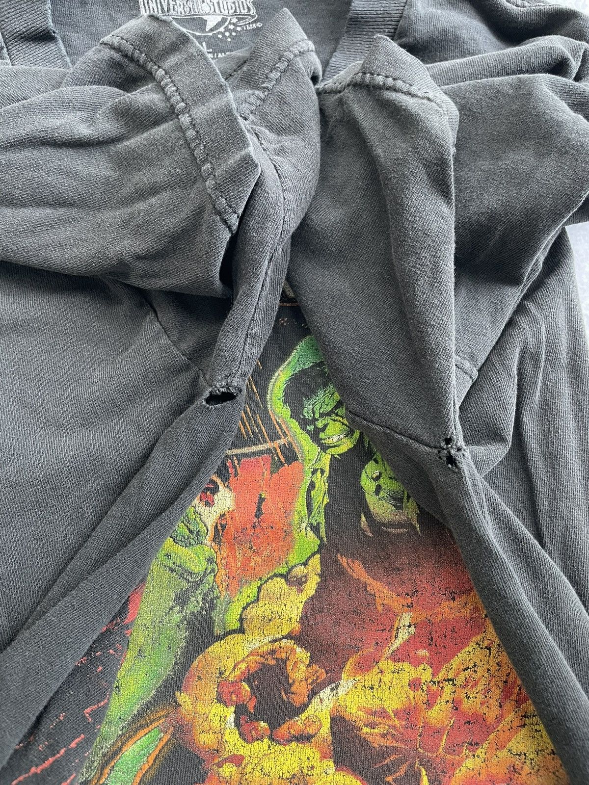 Marvel Comics Vintage Universal Studios Spider Man Hulk Mummy Tee Shirt Size US L / EU 52-54 / 3 - 4 Thumbnail