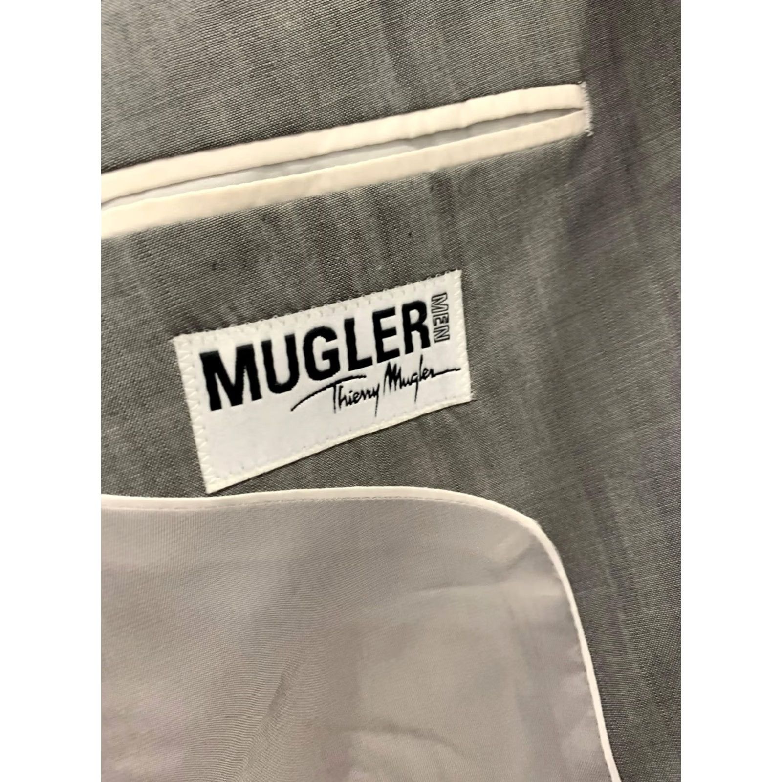 Thierry Mugler Mugler Men’s Capri Blazer / Suit Jacket - 100% Wool Gray, Size IT 52/44 (M), Vintage Size 40R - 3 Thumbnail