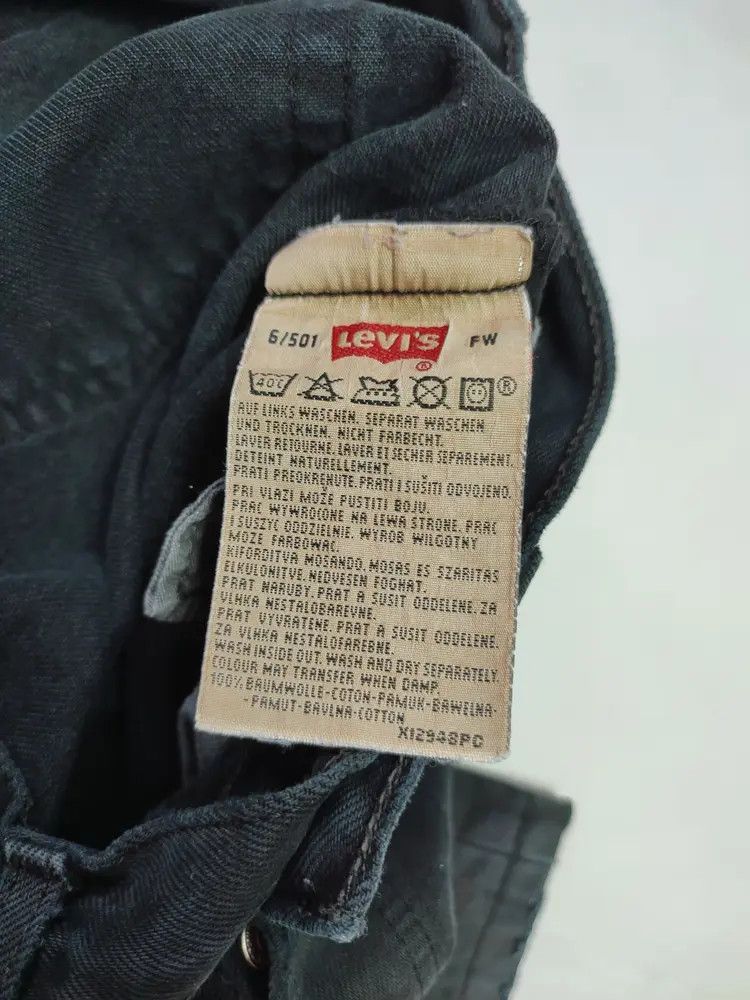Levi's Vintage Levis 501 distressed jeans Size US 29 - 8 Thumbnail