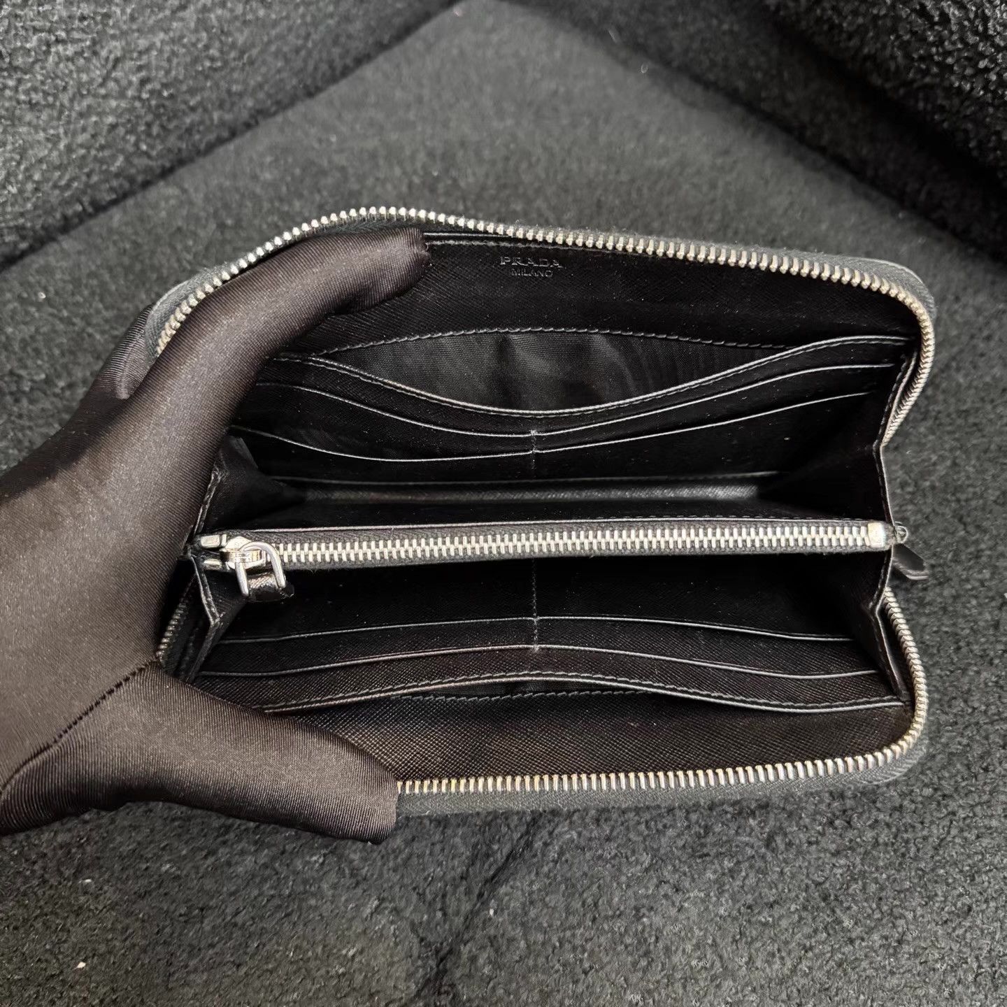 Prada PRADA Long Black Wallet with Triangular Metal Logo Q10 Size ONE SIZE - 3 Thumbnail
