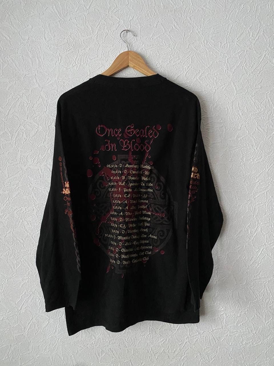 Band Tees Vintage Amon Amarth Rock Band Tour Longsleeve Tee 90s faded Size US XL / EU 56 / 4 - 2 Thumbnail