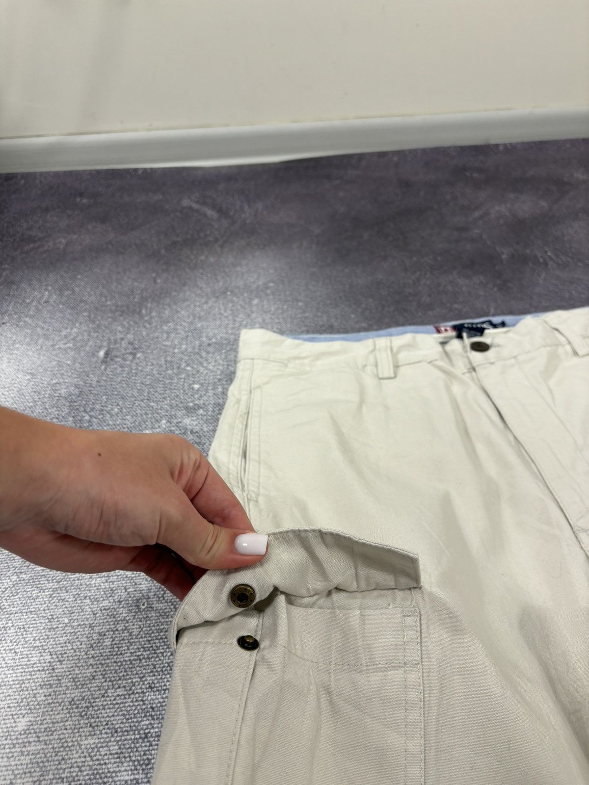 Chaps Ralph Lauren Vintage Chaps Ralph Lauren Y2K Beige Hype Cargo Shorts Size US 32 / EU 48 - 5 Thumbnail
