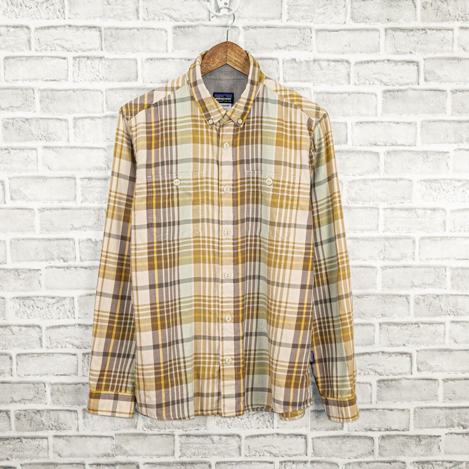 Patagonia Patagonia Button up Birdshot Shirt Bleached Stone Size US M / EU 48-50 / 2 - 1 Thumbnail