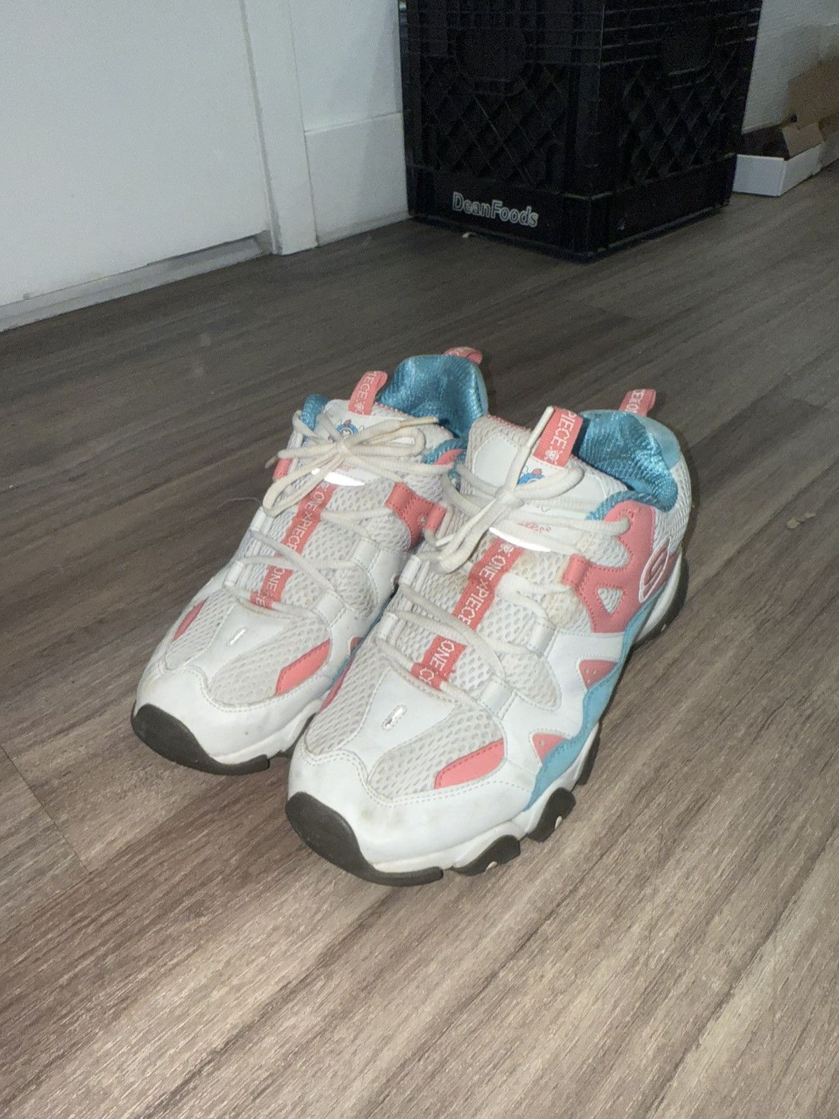 one piece sketchers