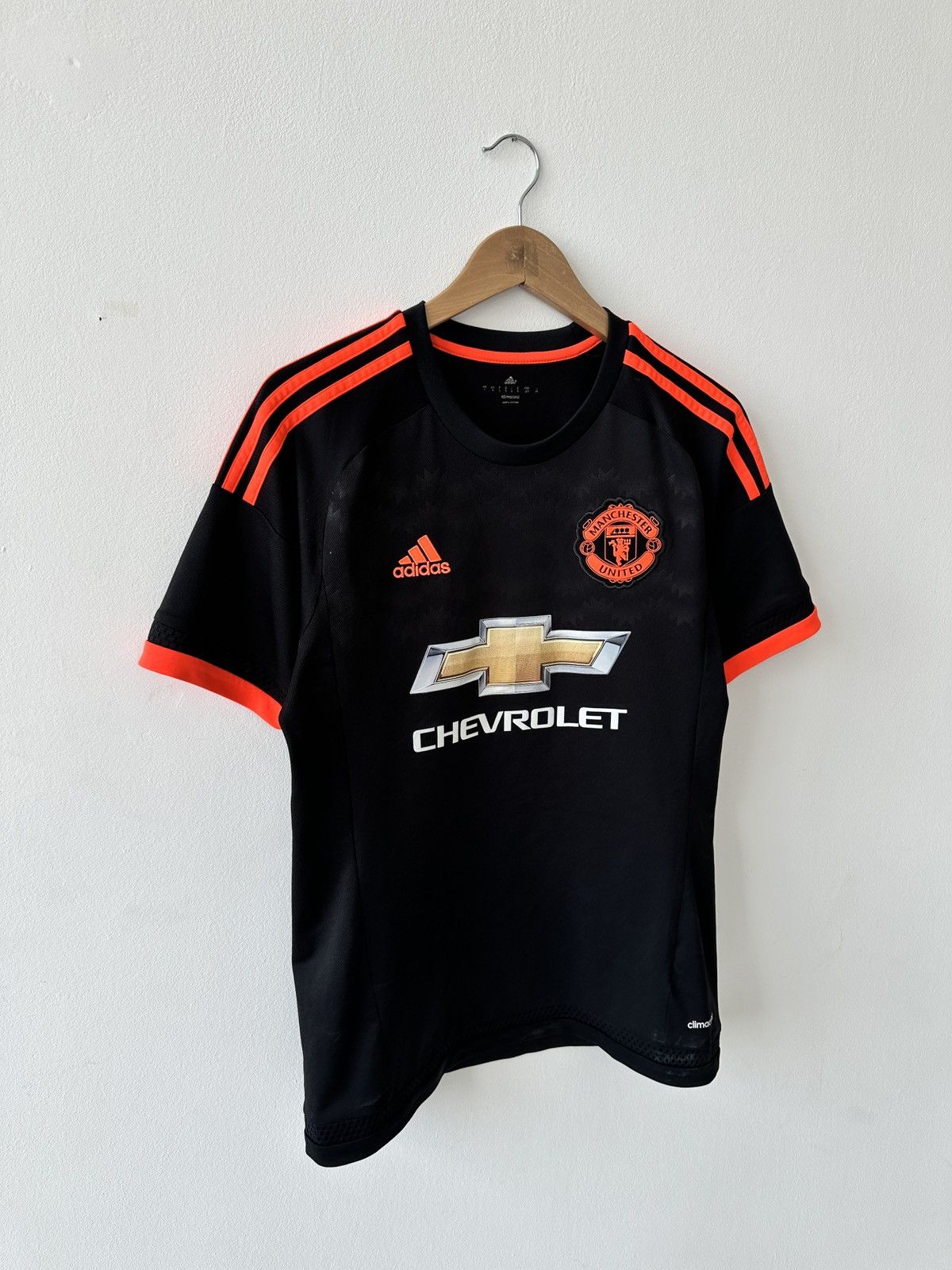 Adidas Manchester United 2015/2016 Adidas Third jersey Size US S / EU 44-46 / 1 - 2 Thumbnail
