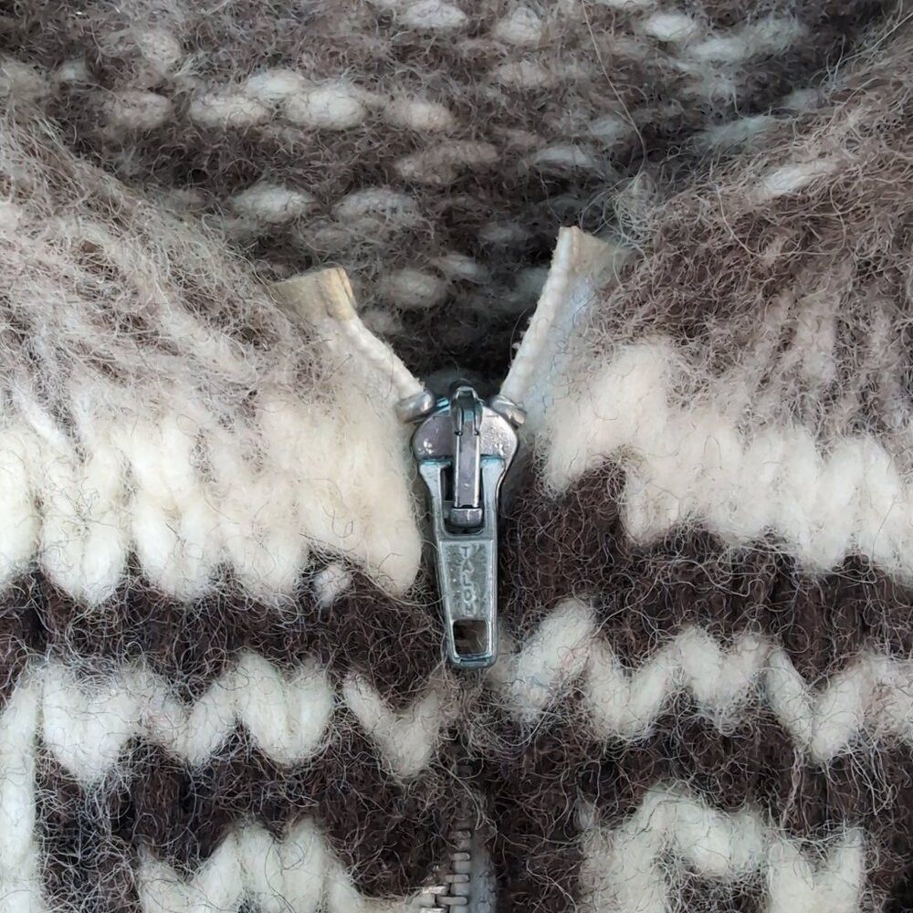 Other Cowichan-Style Wool Zip Sweater Brown Cream Moose Pattern – Size ONE SIZE - 3 Thumbnail