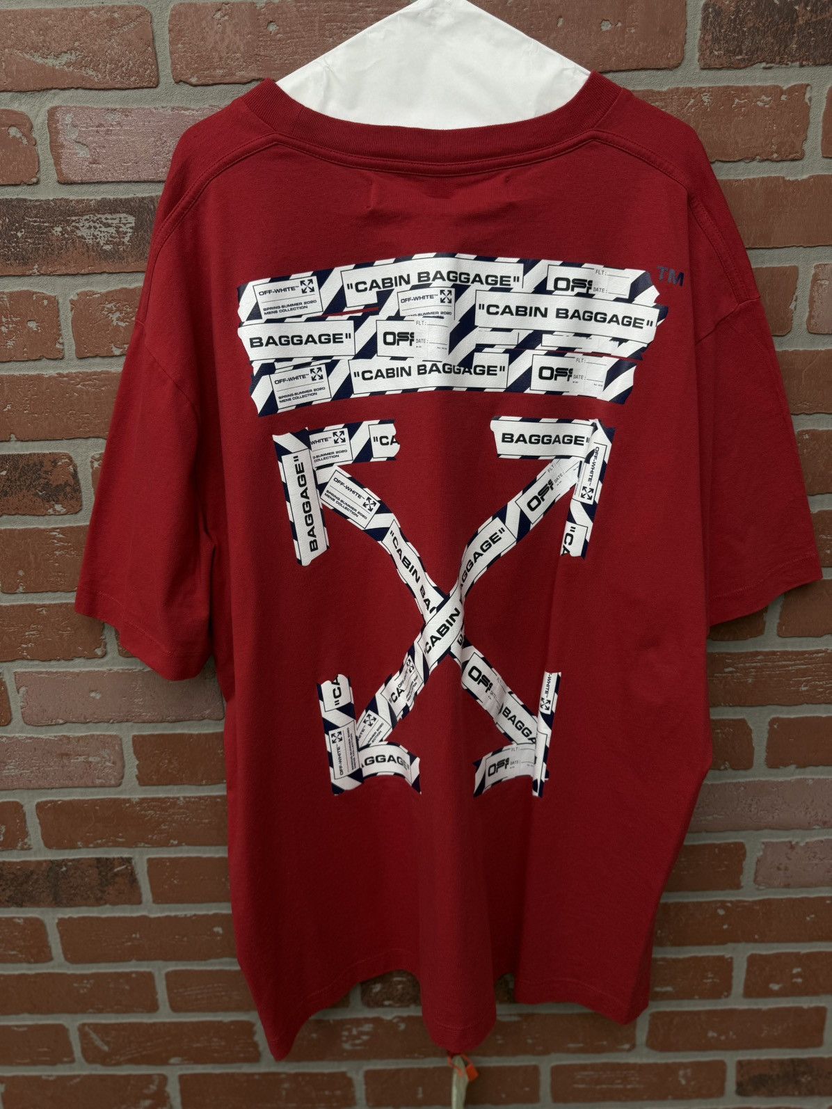 Off-White Off White Tee Shirt Size Large Red Pre Owned Dry Cleaned Size US L / EU 52-54 / 3 - 2 Thumbnail