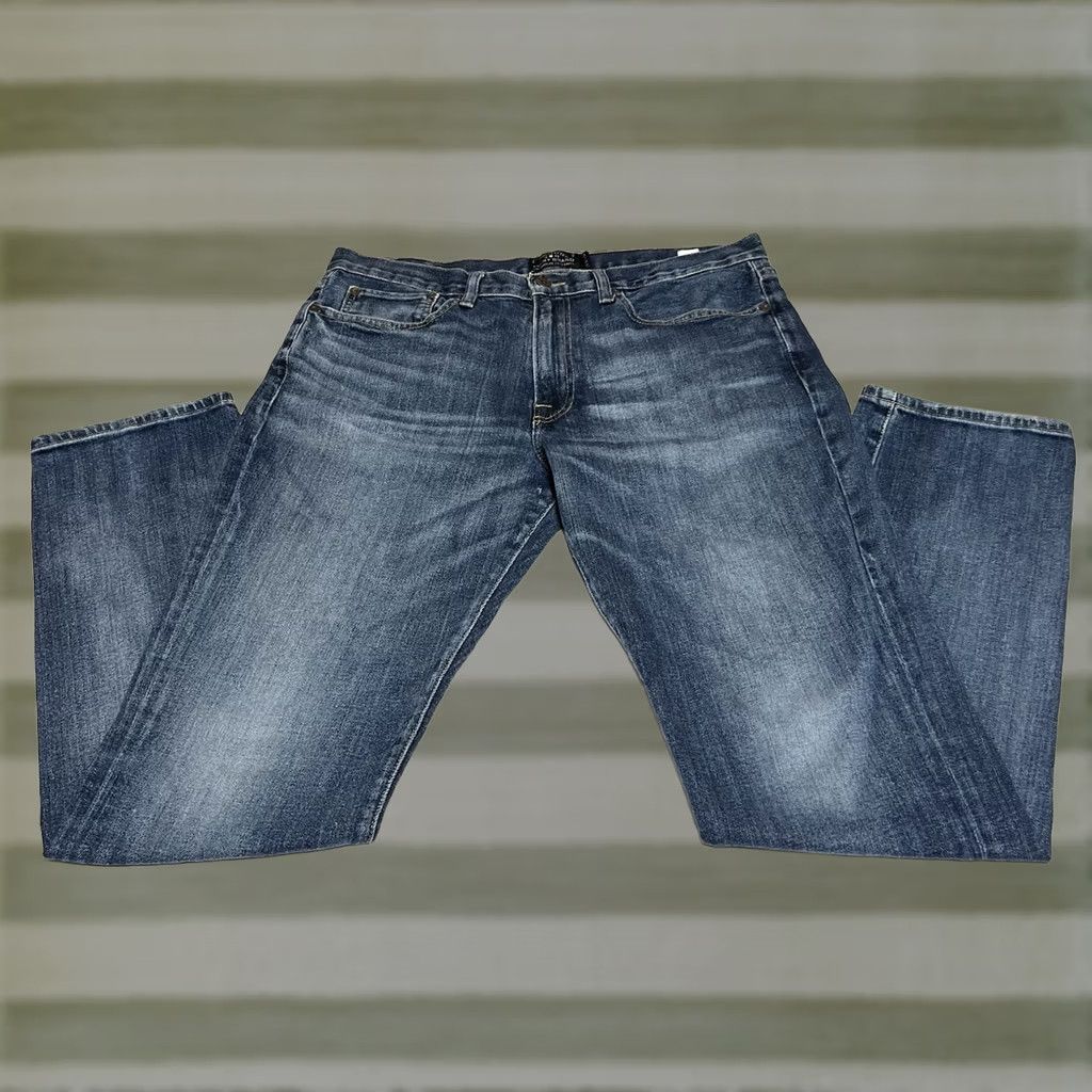 Lucky Brand Lucky Brand Jeans Mens 36x34 Blue 121 Heritage Slim Denim Shirt? No, Jeans. Size US 36 / EU 52 - 1 Thumbnail