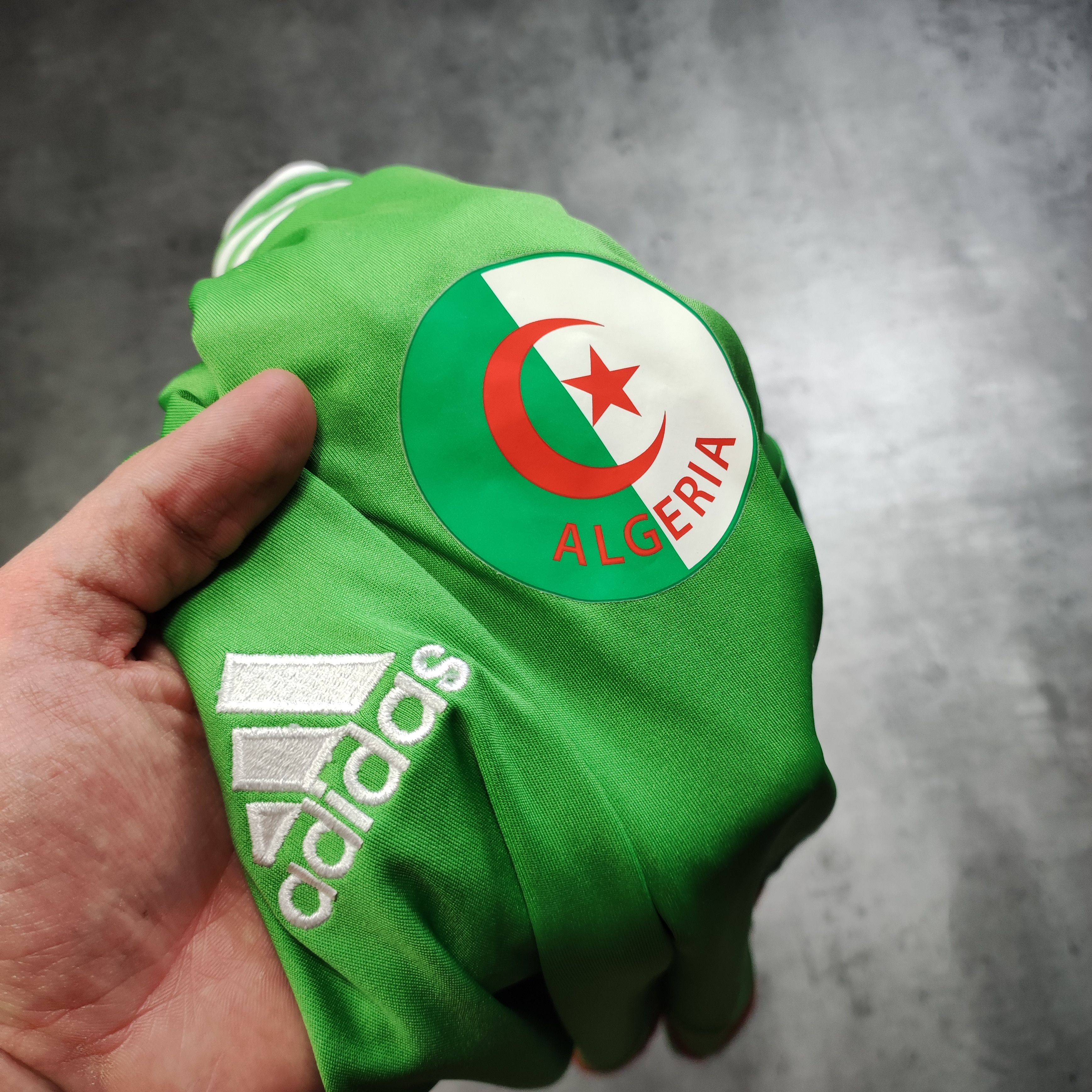 Vintage RARE Football Soccer 2016 Algeria Africa Home Adidas Jersey Size US XL / EU 56 / 4 - 5 Thumbnail