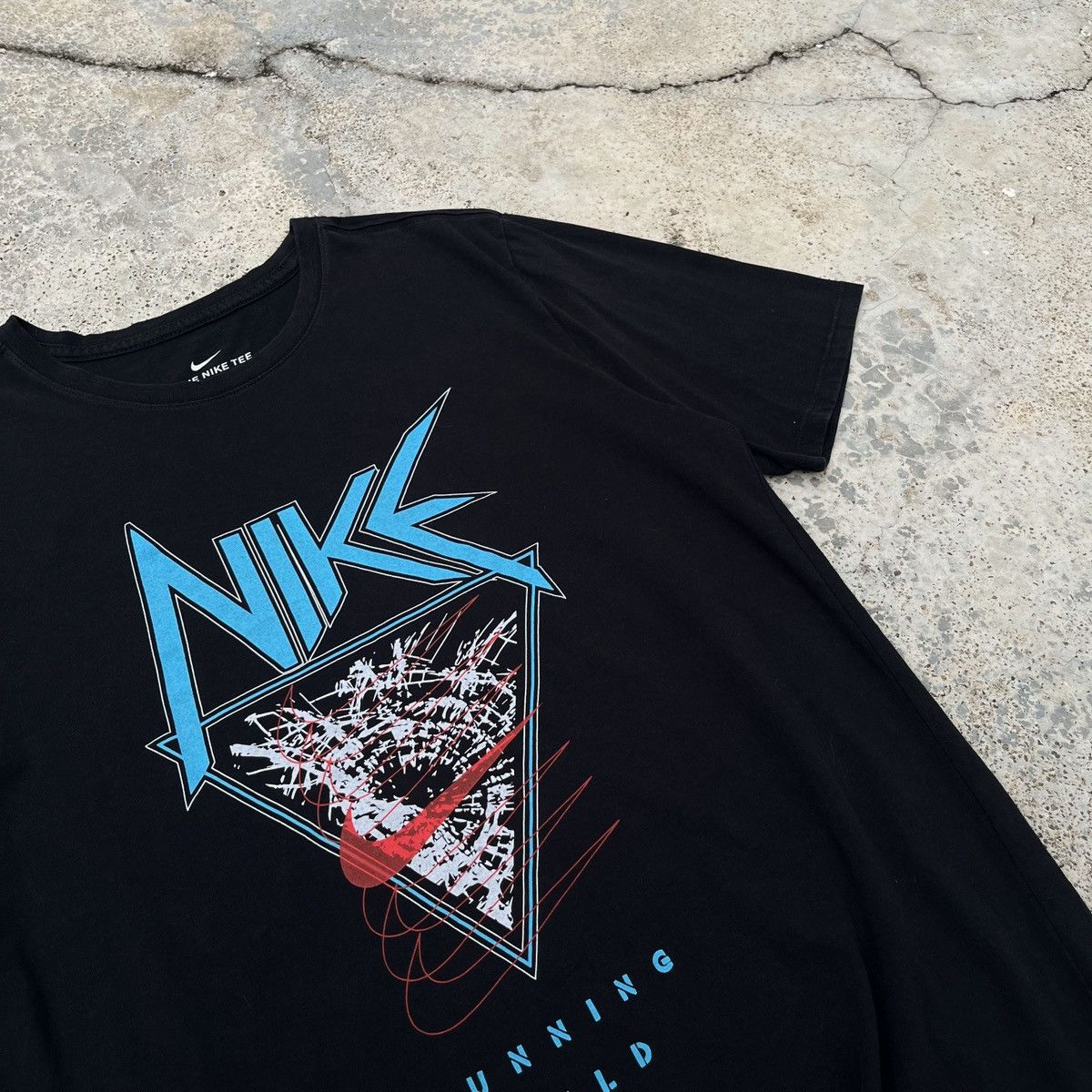 Nike Nike World Tour Nice Print Out Limited Design Tee Rare Size US M / EU 48-50 / 2 - 3 Thumbnail