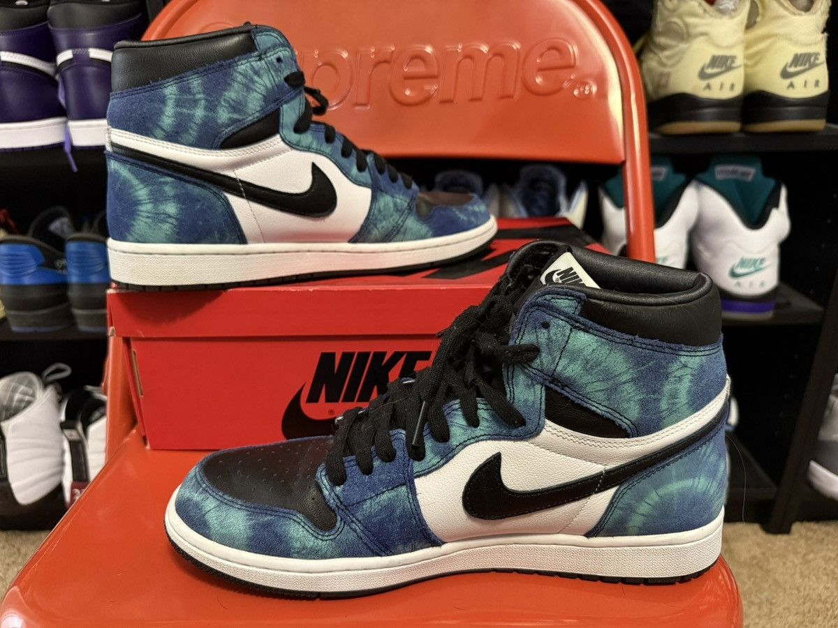 Jordan Brand Wmns Air Jordan 1 Retro High OG ‘Tie-Dye’ Size US 11.5 / EU 44-45 - 2 Thumbnail