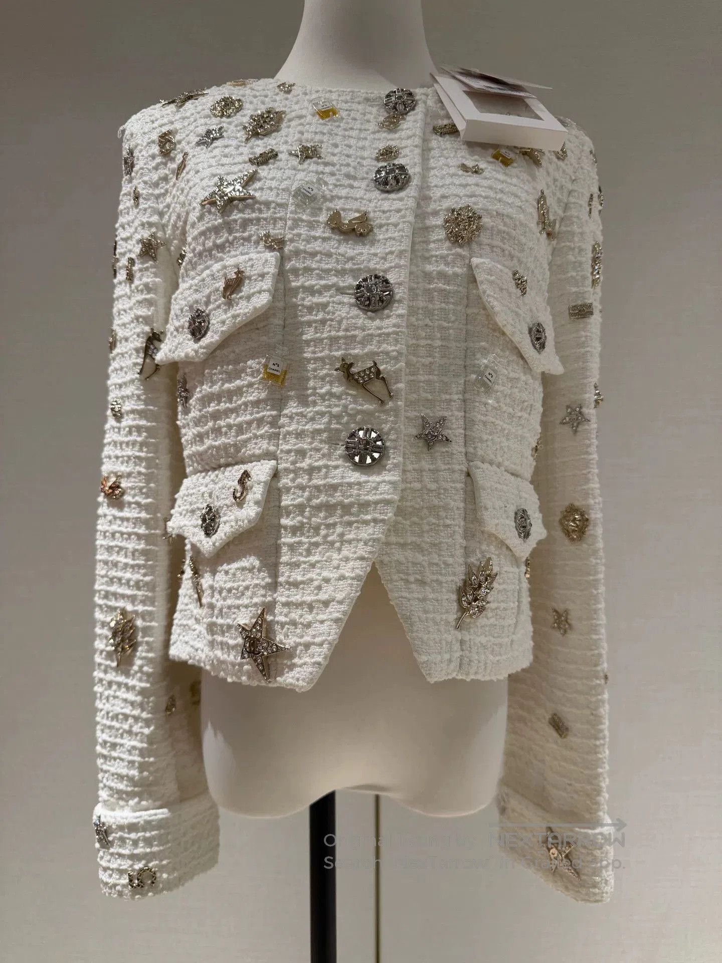 Chanel Chanel 22C Embellished White Jacket. Size US XS / EU 42 / 0 - 1 Thumbnail