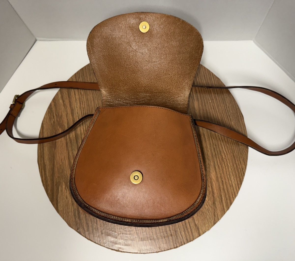 Lucky Brand Lucky Brand Terra Cotta 100% CowHide Leather Horseshoe Size ONE SIZE - 5 Thumbnail
