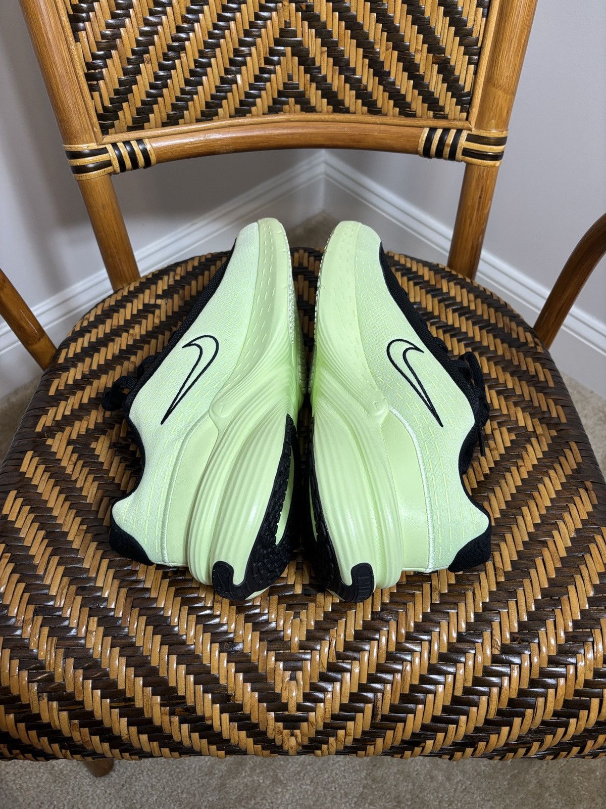 Nike Nike Uplift SC Barely Volt IB2765-005 Size 11.5 Size US 11.5 / EU 44-45 - 5 Thumbnail