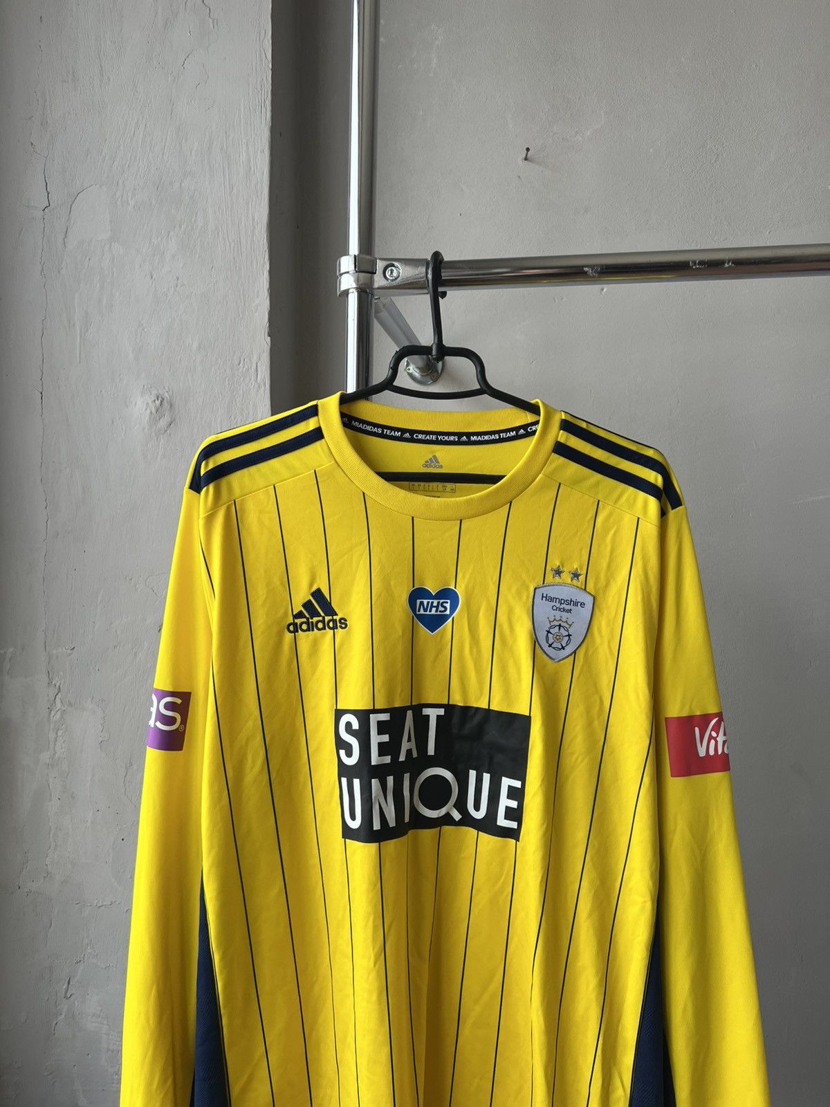 Adidas 2020 HAMPSHIRE CRICKET T20 VITALITY BLAST GAME JERSEY SHIRT Size US L / EU 52-54 / 3 - 3 Thumbnail