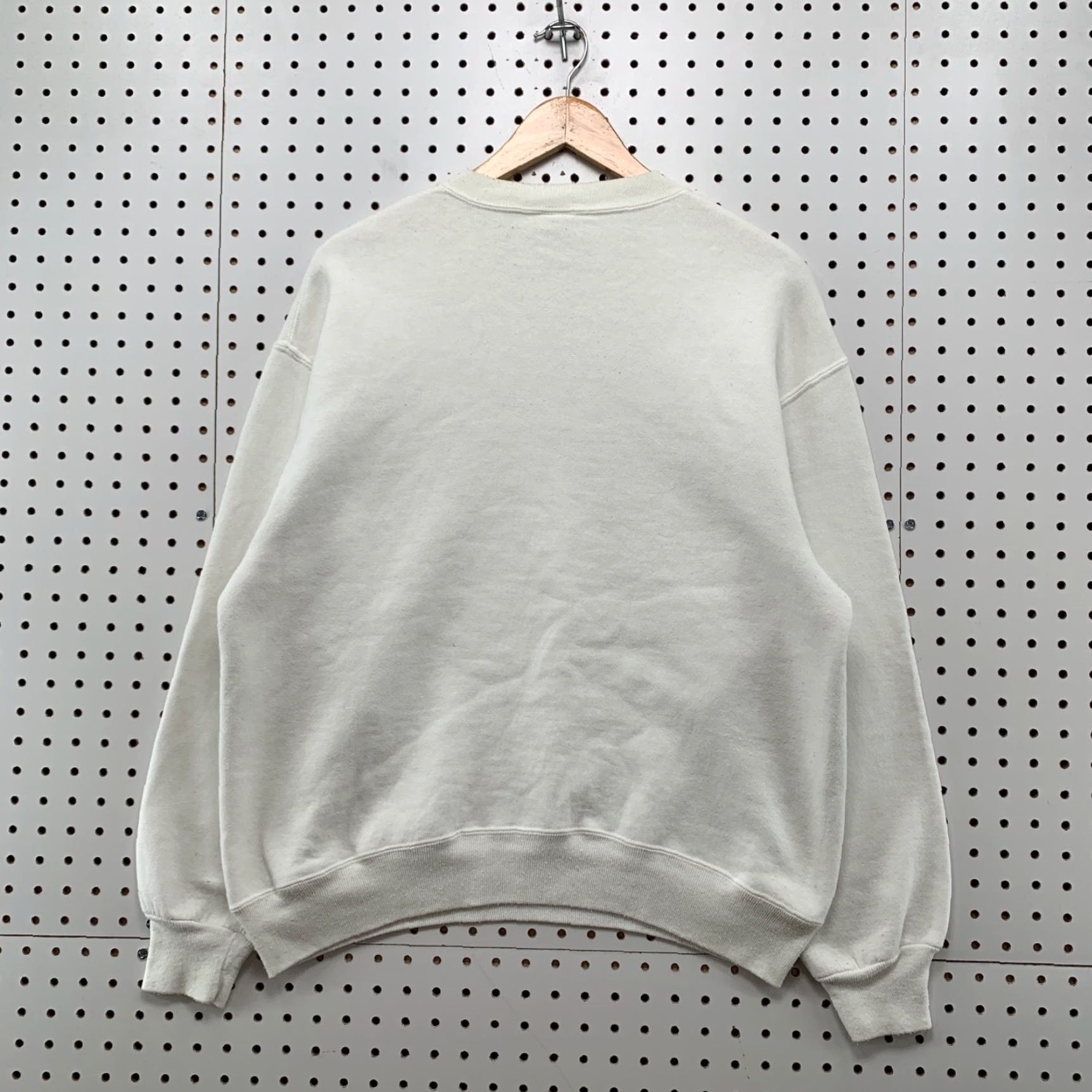 Russell Athletic VINTAGE Chicago Health Club Crewneck Sweatshirt Mens Large White USA 90s Size US L / EU 52-54 / 3 - 2 Thumbnail