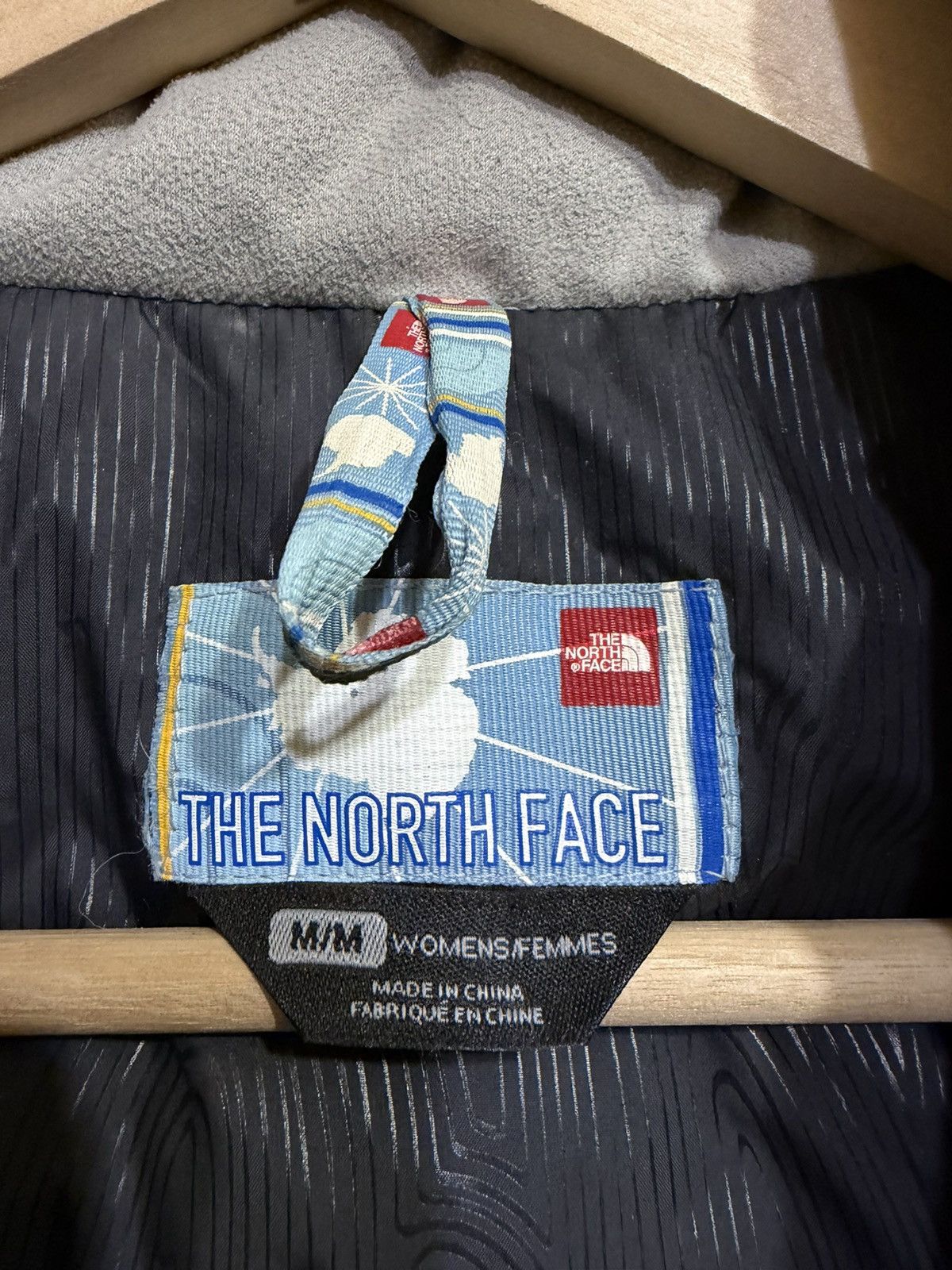 The North Face The North Face 1996 Retro Nuptse Jacket Antarctica Puffer Size M / US 6-8 / IT 42-44 - 7 Thumbnail