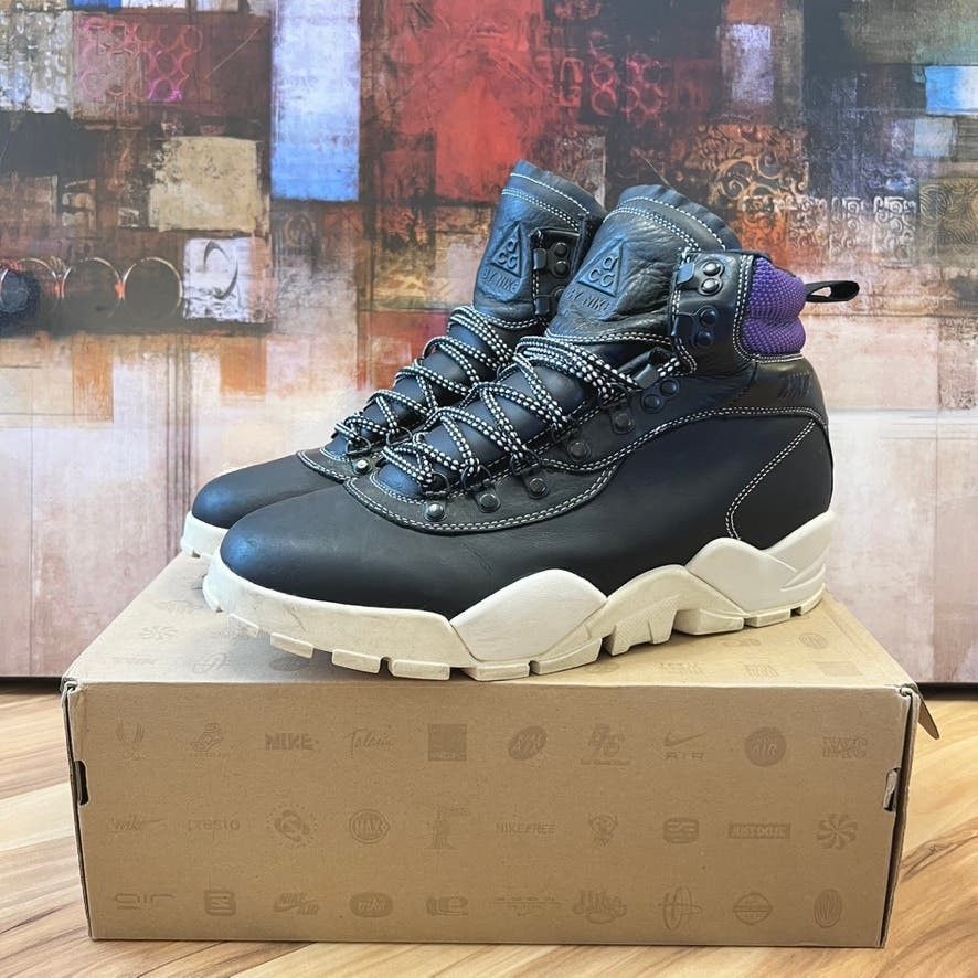 Nike 2007 Nike ACG Air Rhyolite Black / Varsity Purple Boots | Grailed