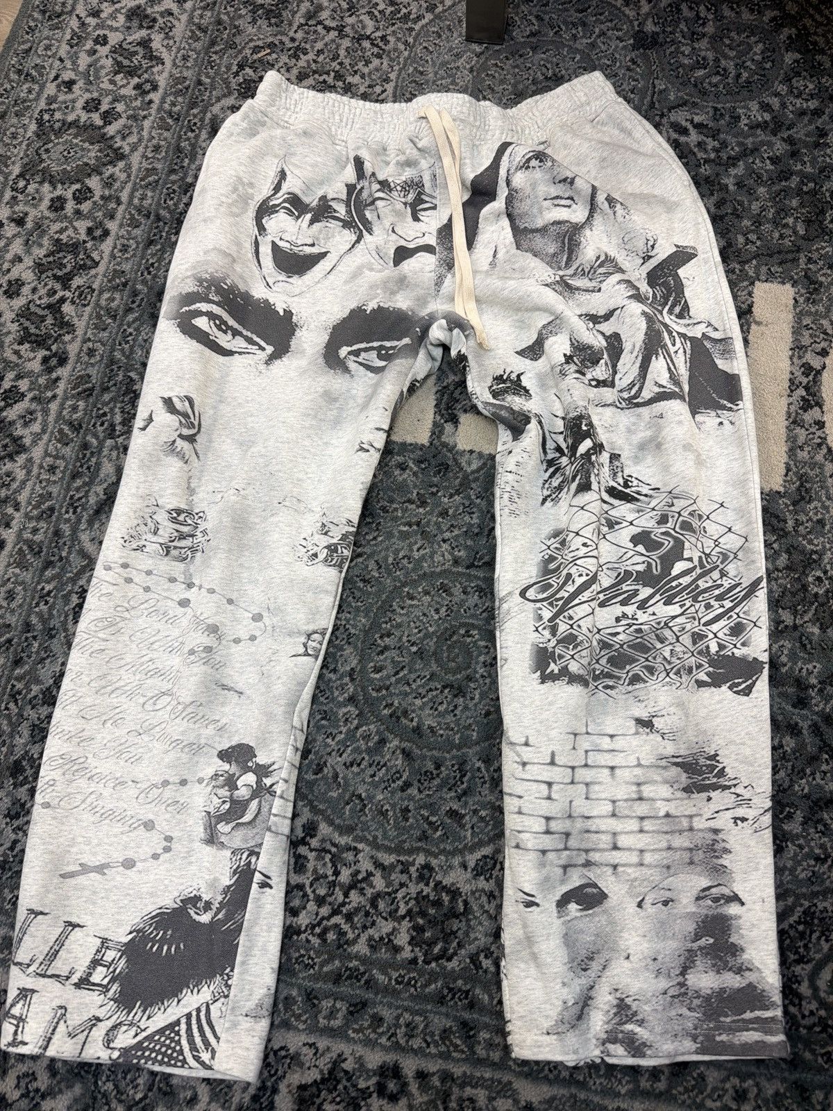 Vale Vale forever mural sweat Pants Size US 38 / EU 54 - 1 Thumbnail