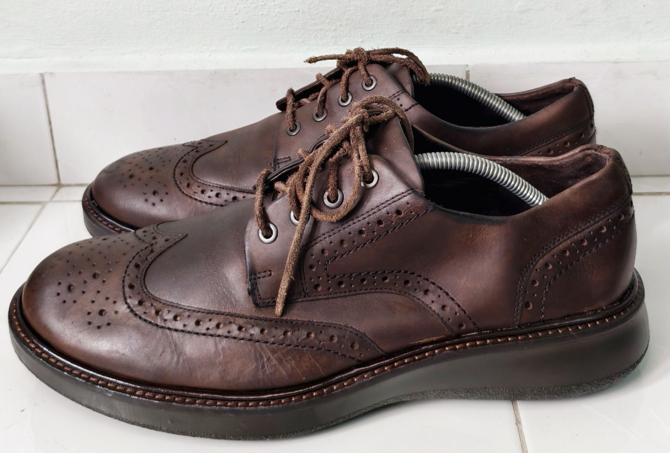 Ecco ECCO Men's Lhasa Brogue Tie Wing Tip Oxford Size US 11 / EU 44 - 5 Thumbnail