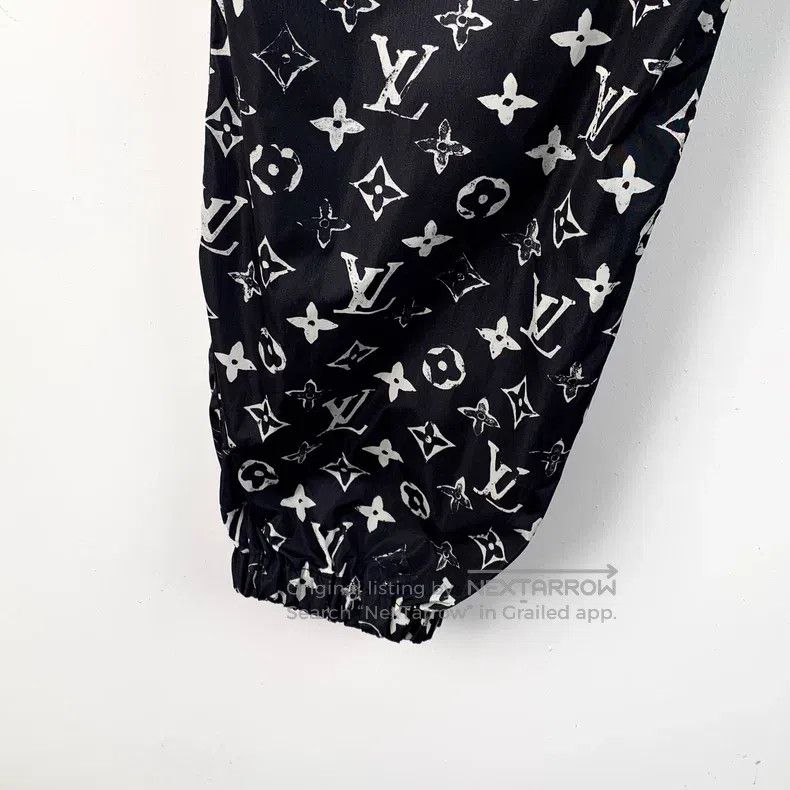 Louis Vuitton Louis Vuitton 23 black logo full print corset slacks pants Size US 34 / EU 50 - 4 Thumbnail