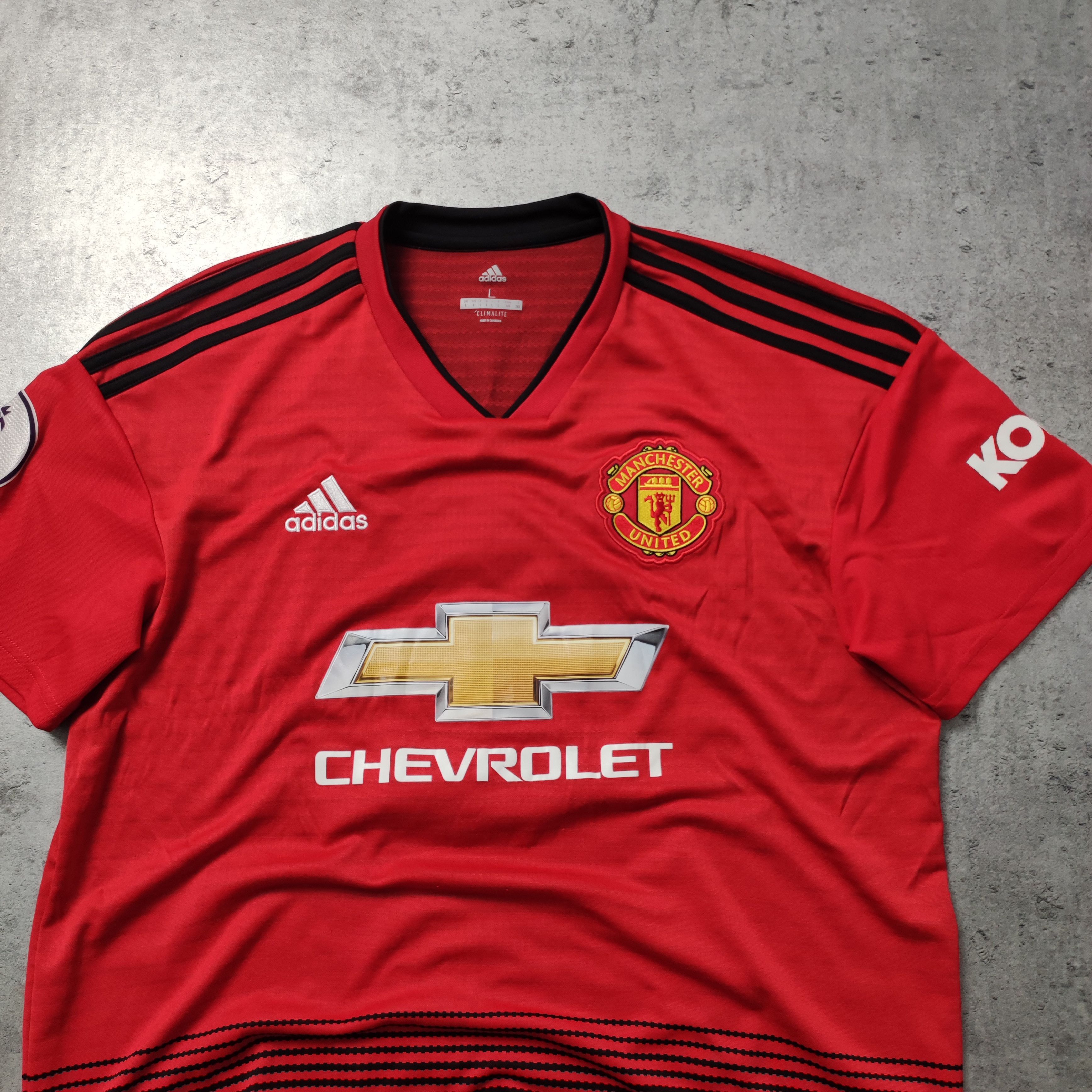 Adidas RARE 2018 Adidas x Manchester United Home Football Jersey Size US L / EU 52-54 / 3 - 3 Thumbnail