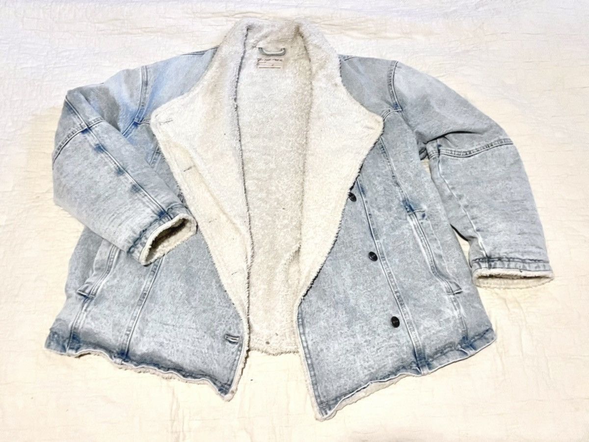 Free People Free People Twisted Heart Shearling Denim Jacket Oversize Size M / US 6-8 / IT 42-44 - 1 Thumbnail