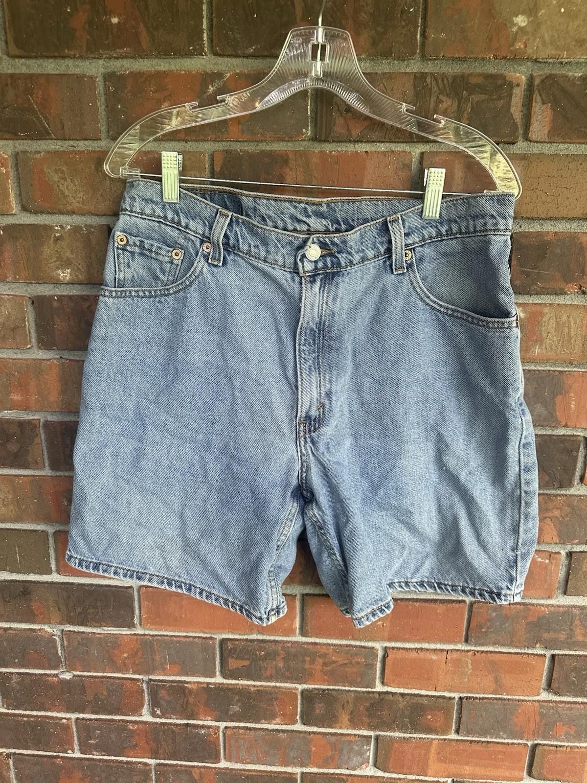 Levi's womens size 14 shorts vintage Levi's Red Tab 90s Light Wash Size 36" / US 14 / IT 50 - 2 Thumbnail