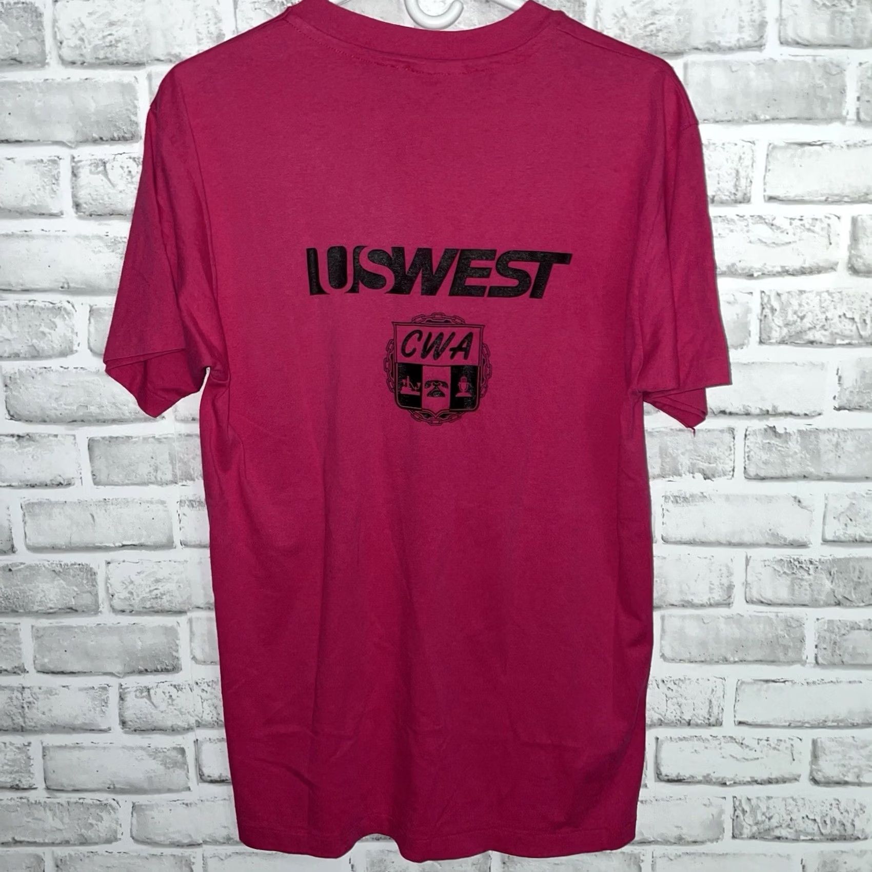 Hanes VINTAGE Hanes USWEST Pink Cotton Blend Graphic Tee Mens Size L USA Single Stitch Size US L / EU 52-54 / 3 - 5 Thumbnail