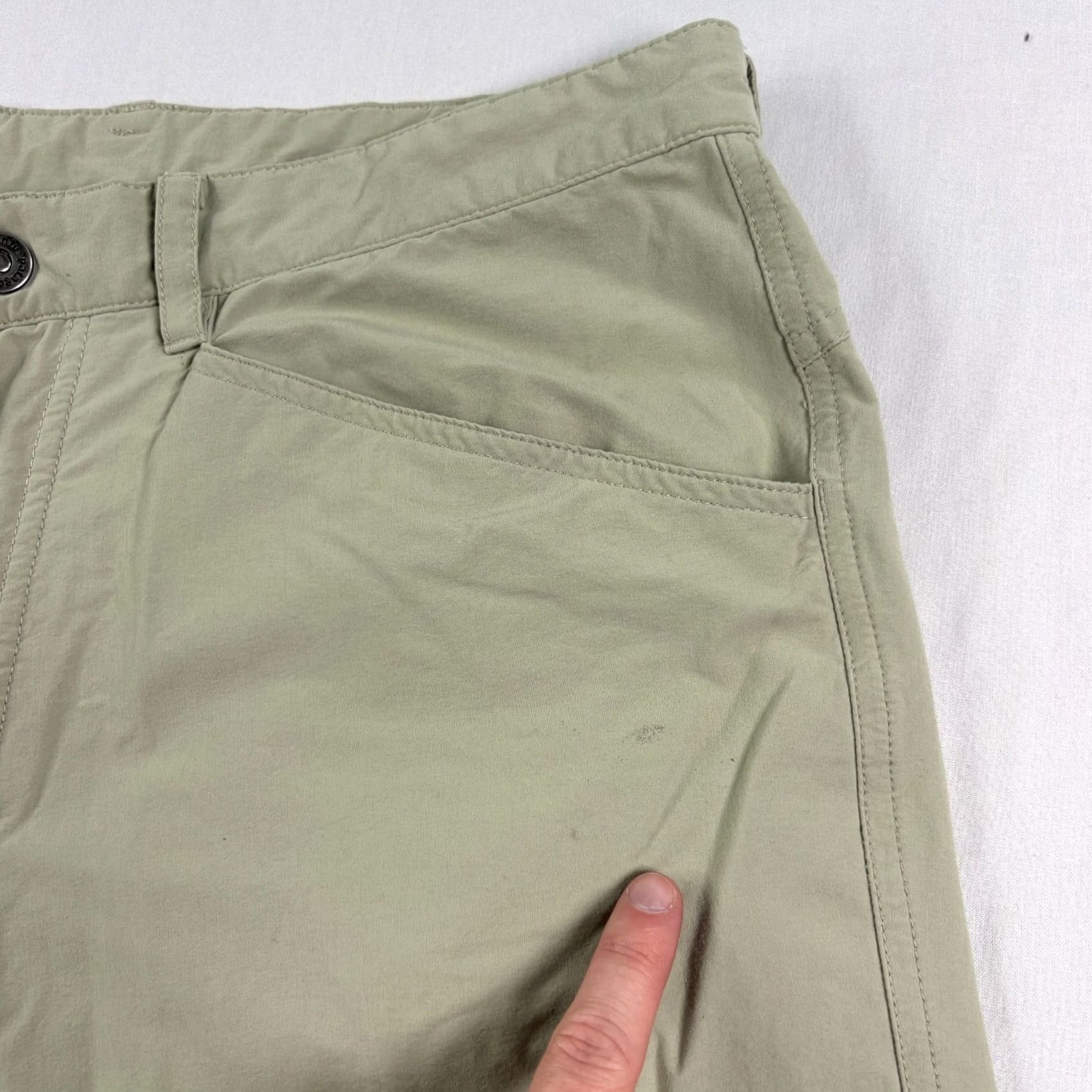 Patagonia Patagonia Shorts Mens 35 Beige Rock Craft Cargo Outdoor Hiking Trail Stretch Shorts Mens Beige Rock Craft Cargo Outdoor Hiking Trail Stretch Size US 35 - 3 Thumbnail