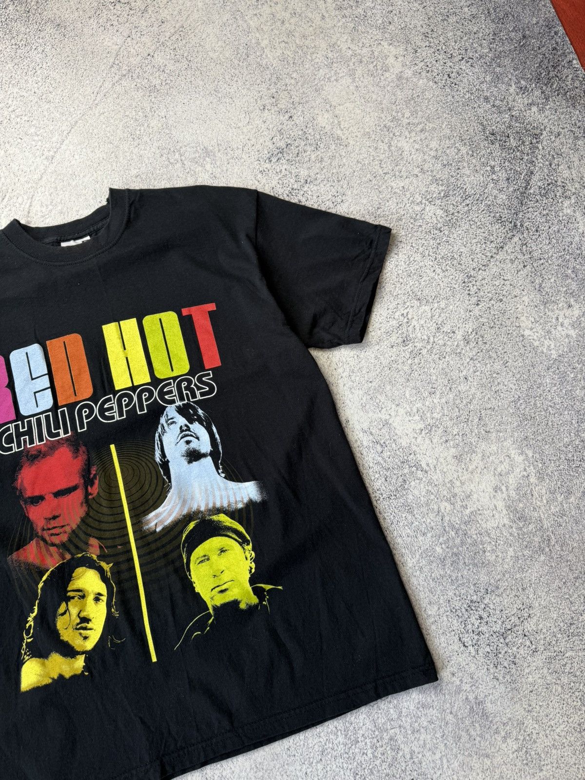 Band Tees 2004 Vintage Red Hot Chili Peppers Summer Tour Band Tee Size US M / EU 48-50 / 2 - 7 Thumbnail