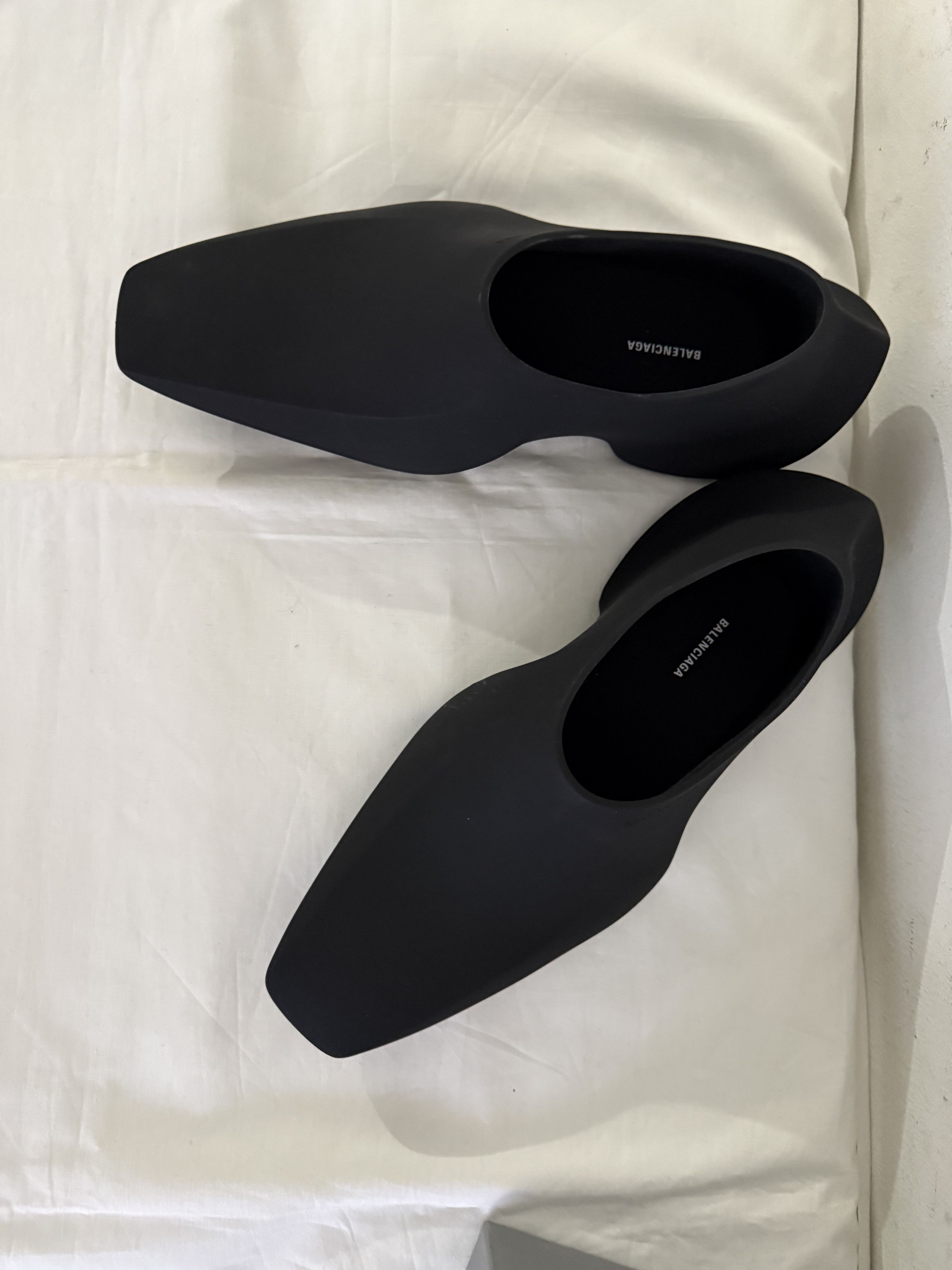 Balenciaga BALENCIAGA Space Shoe Size US 8 / EU 41 - 2 Thumbnail