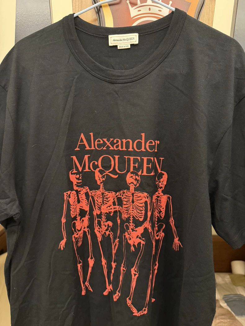 Alexander McQueen Alexander McQUEEN Classic black T - shirt Size US S / EU 44-46 / 1 - 1 Thumbnail